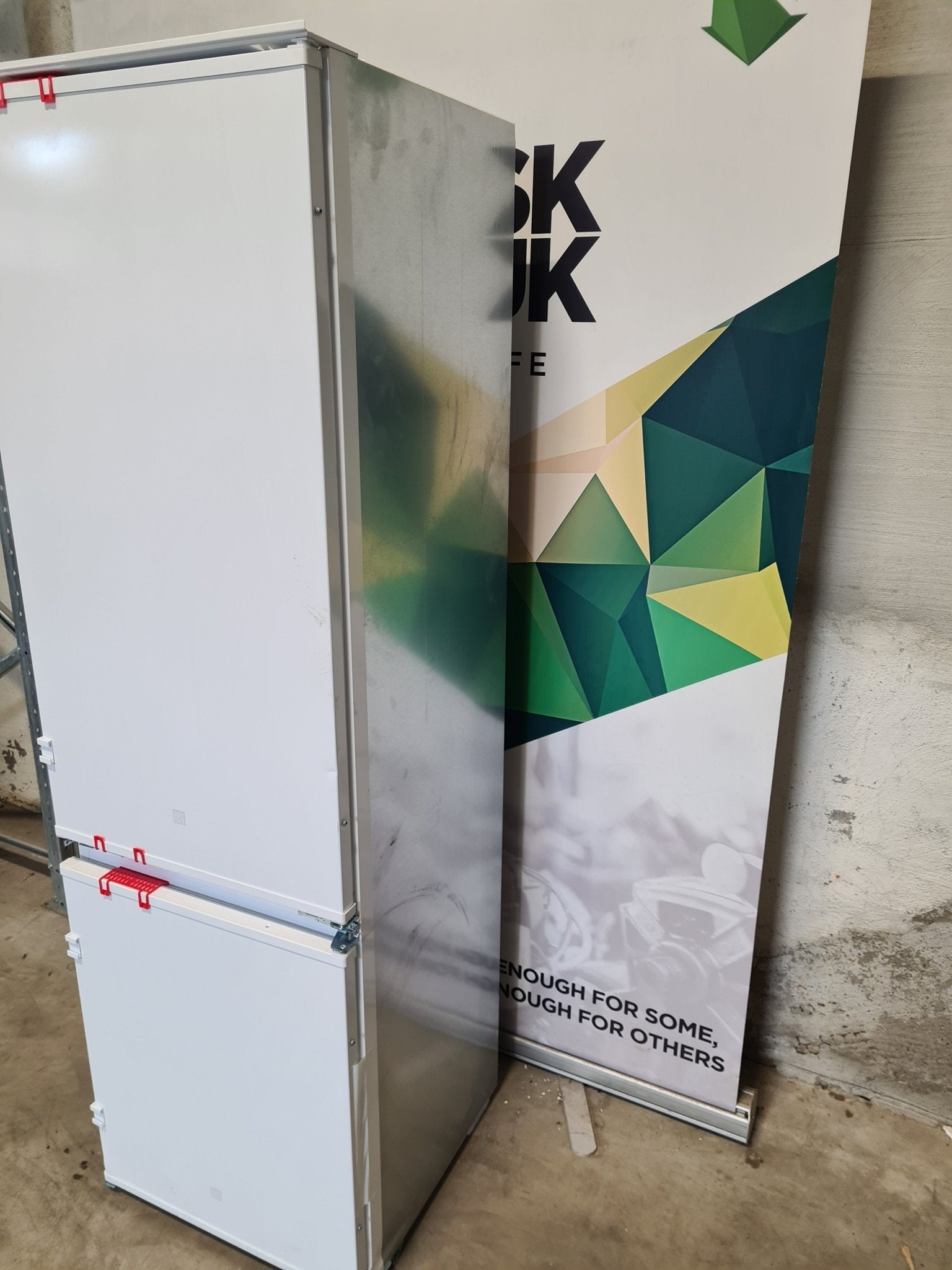 Electrolux integrert kombiskap KNS5LE18S Integrert kombiskap - Norskombruk.no
