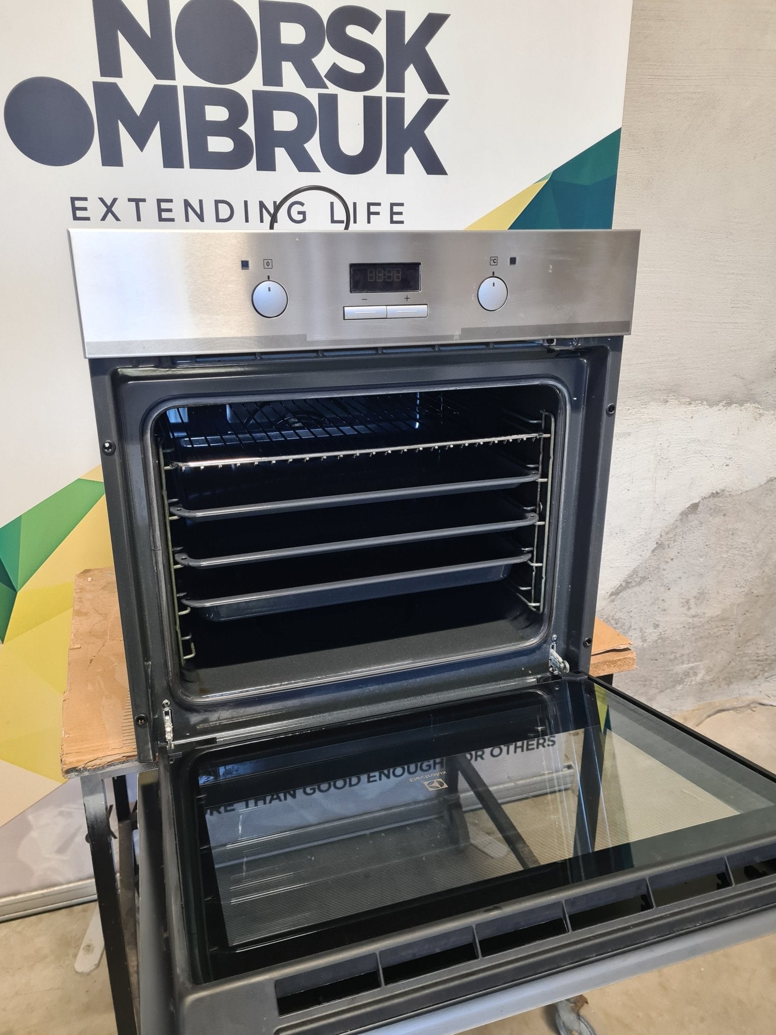 Electrolux Integrert stekeovn EKB200X Integrert Stekeovn - Norskombruk.no