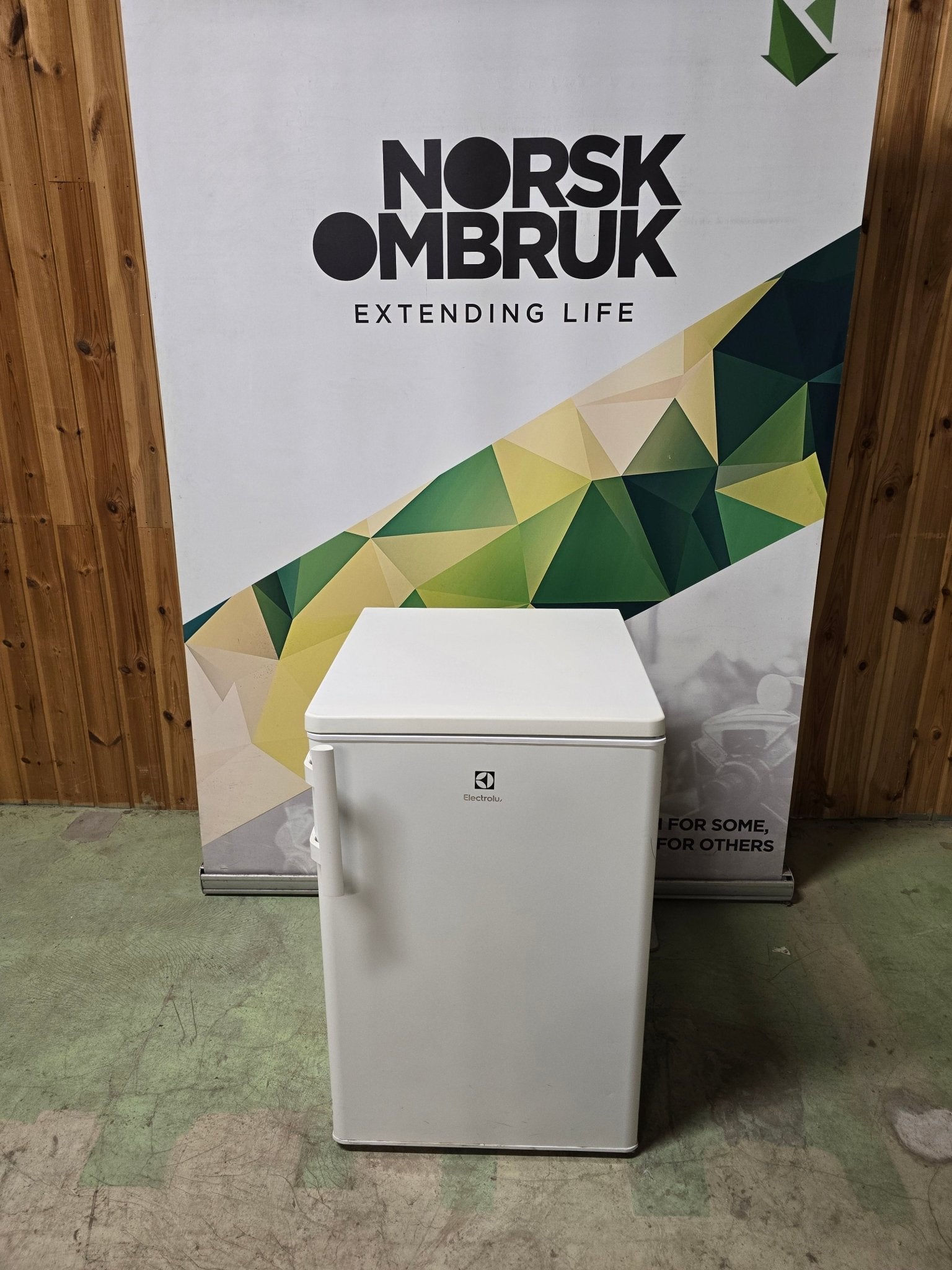 Electrolux kjøleskap ERT1601AOW3 Kjøleskap - Norskombruk.no