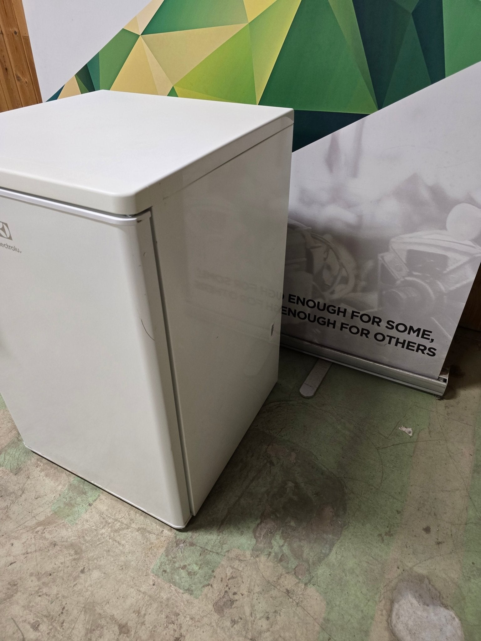 Electrolux kjøleskap ERT1601AOW3 Kjøleskap - Norskombruk.no