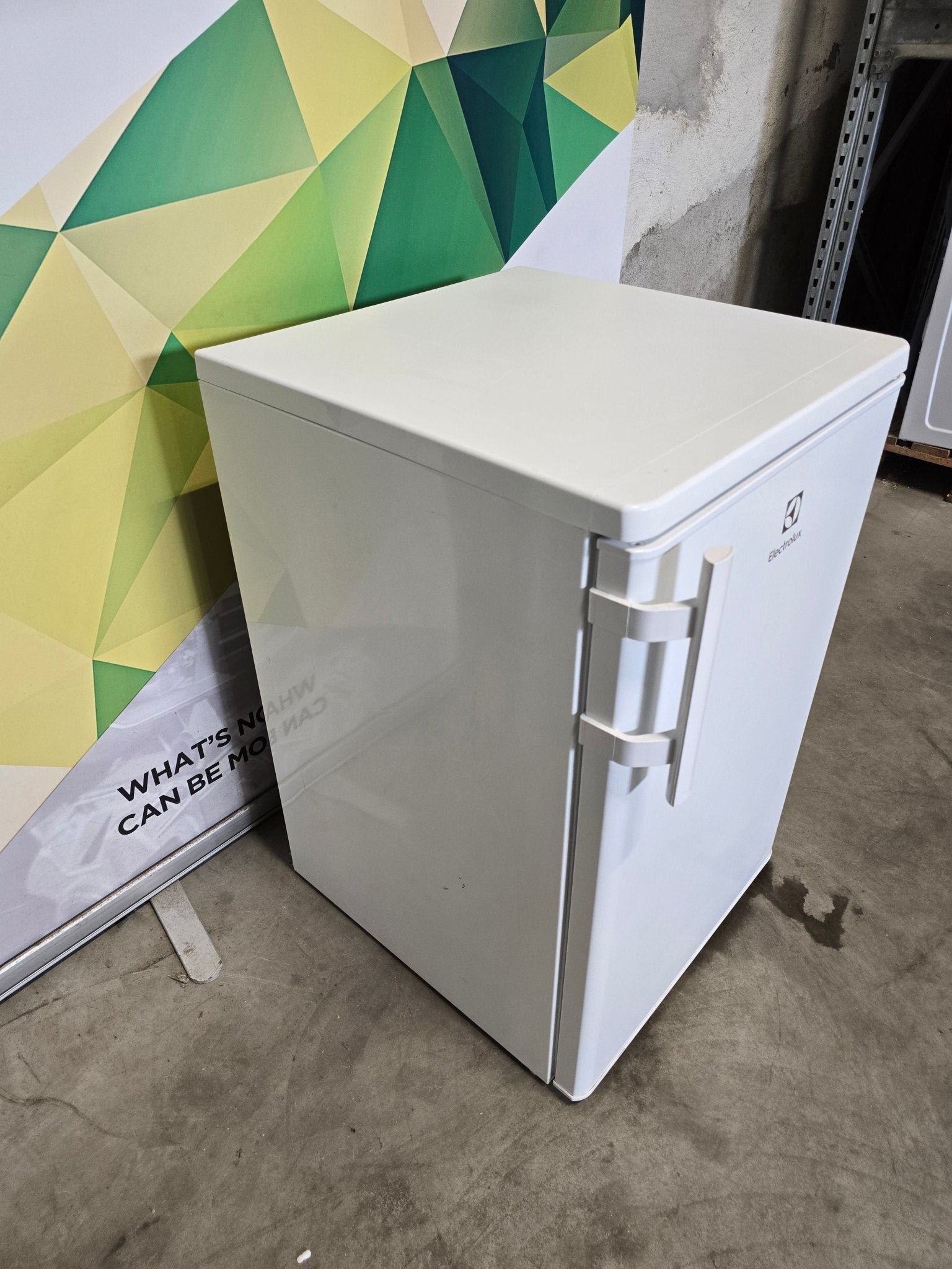 Electrolux kjøleskap ERT1501FOW3 Kjøleskap - Norskombruk.no