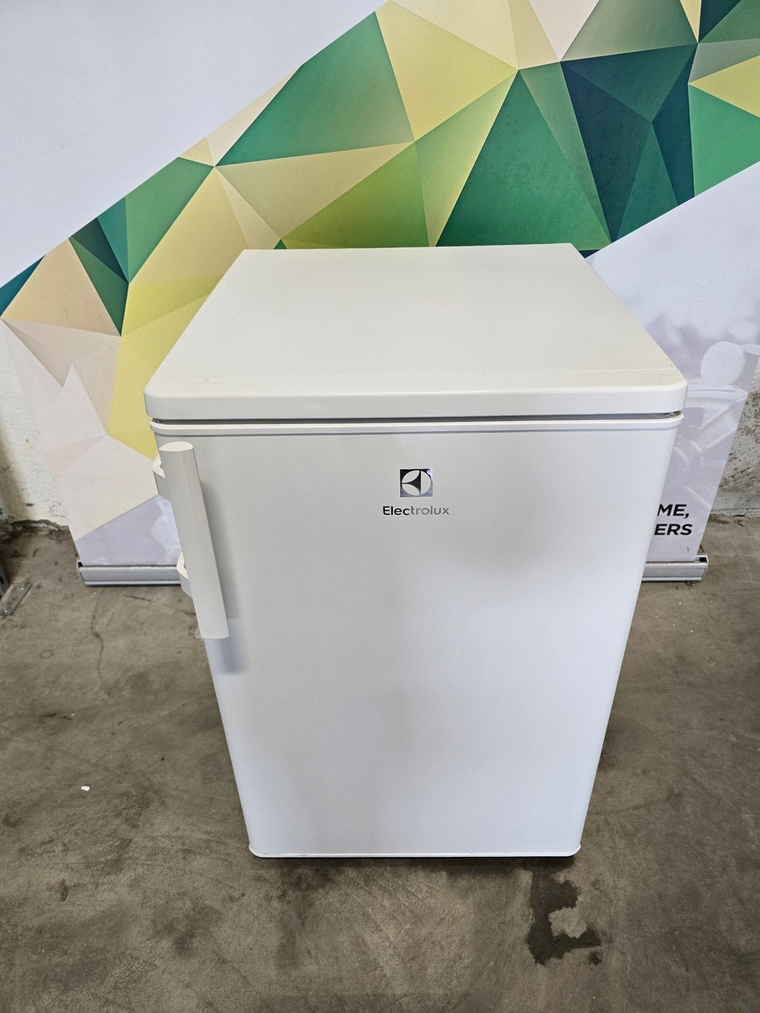 Electrolux kjøleskap ERT1501FOW3 Kjøleskap - Norskombruk.no
