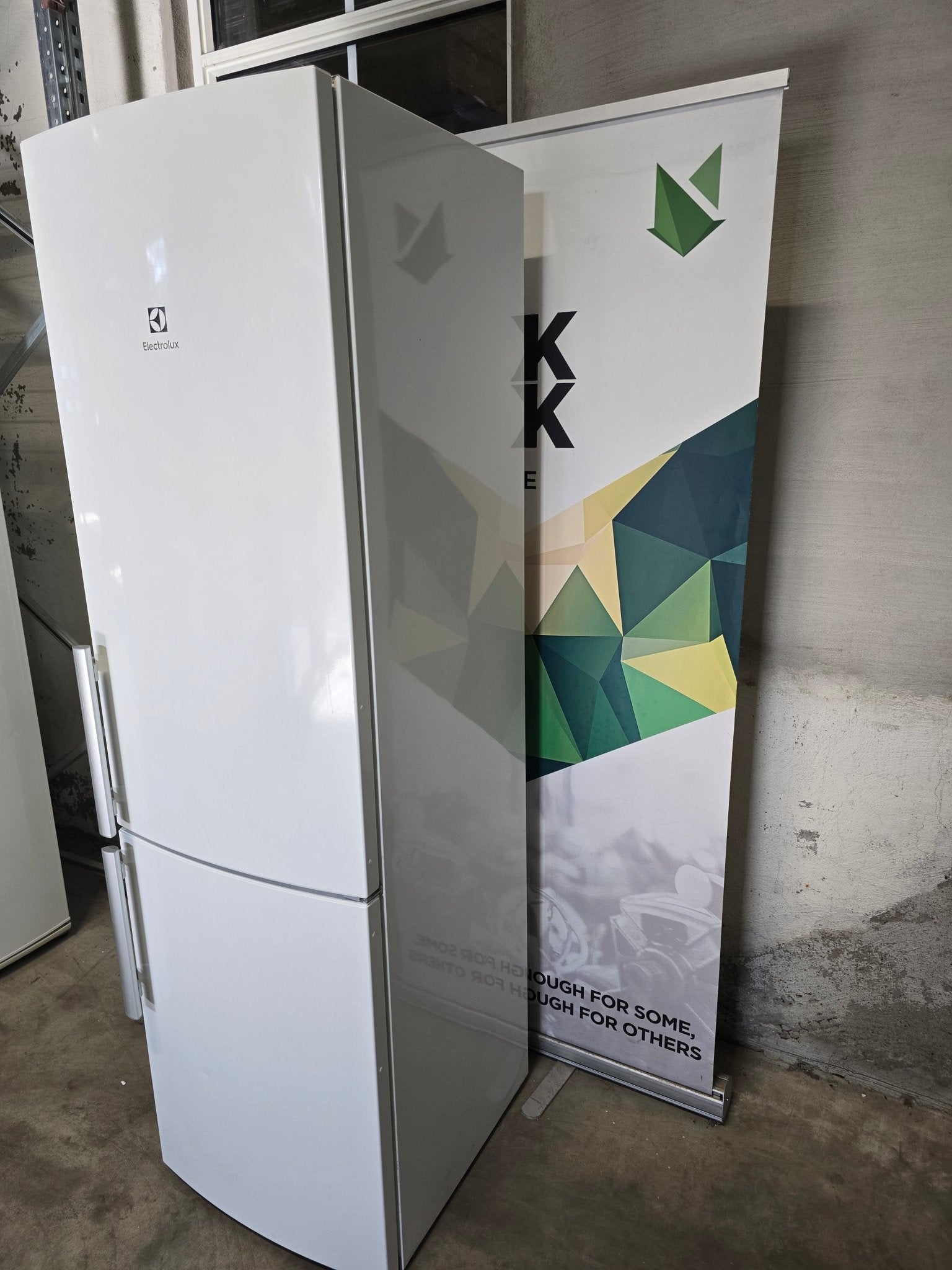 Electrolux kombiskap EN3855MOW (201 cm) Kombiskap - Norskombruk.no