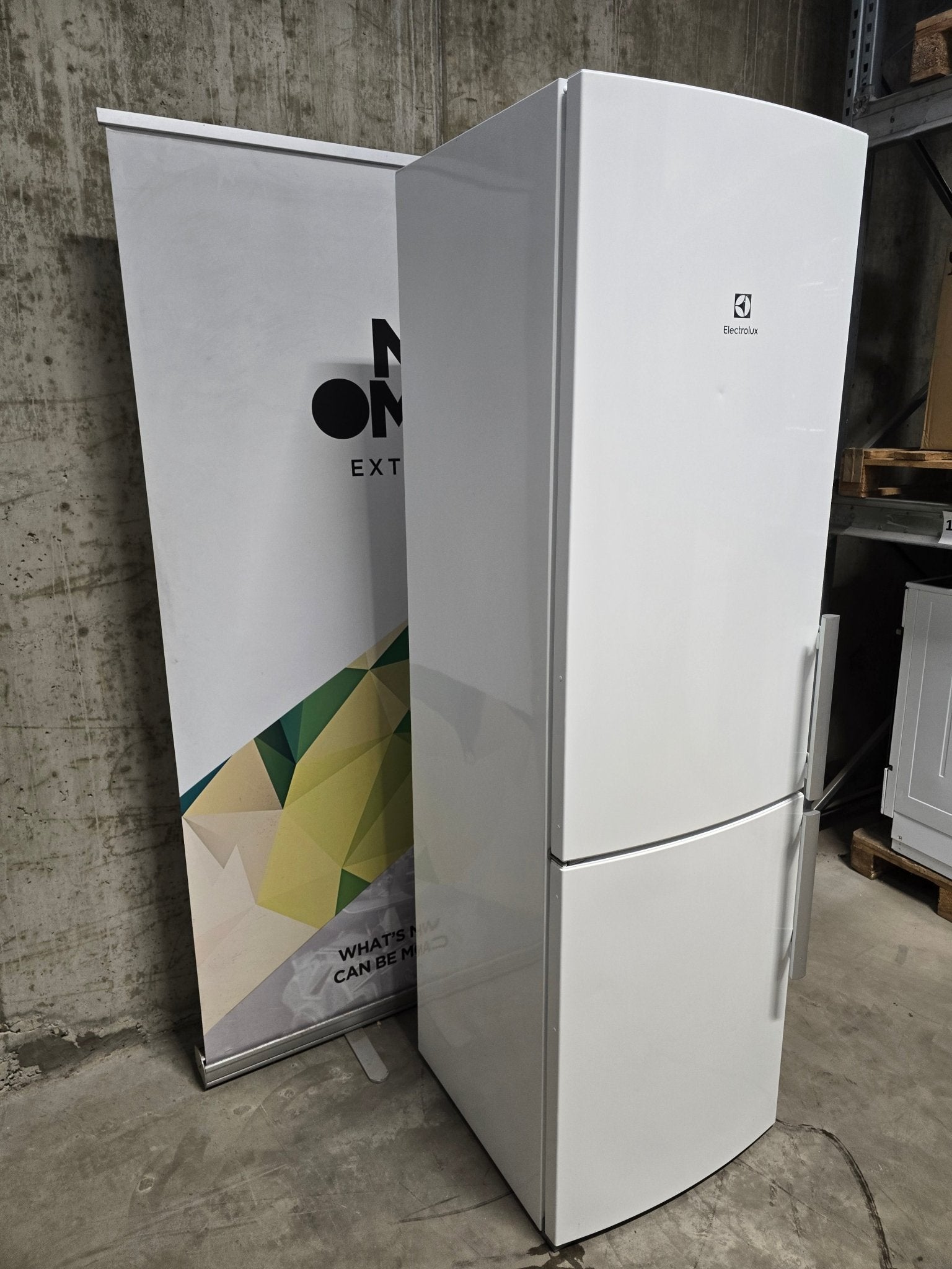 Electrolux kombiskap EN4015MOW Kombiskap - Norskombruk.no