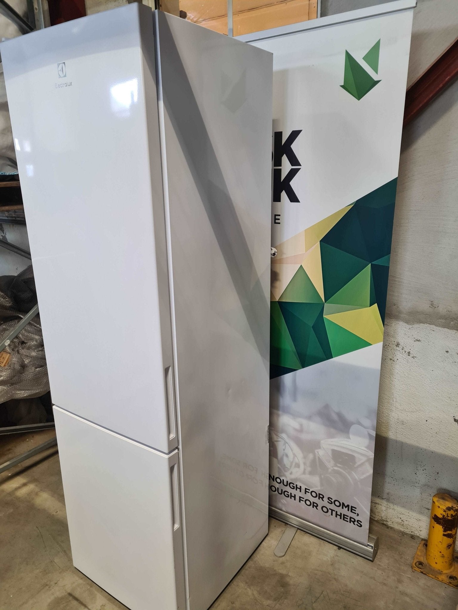 Electrolux kombiskap LNT5MF36W0 Kombiskap - Norskombruk.no