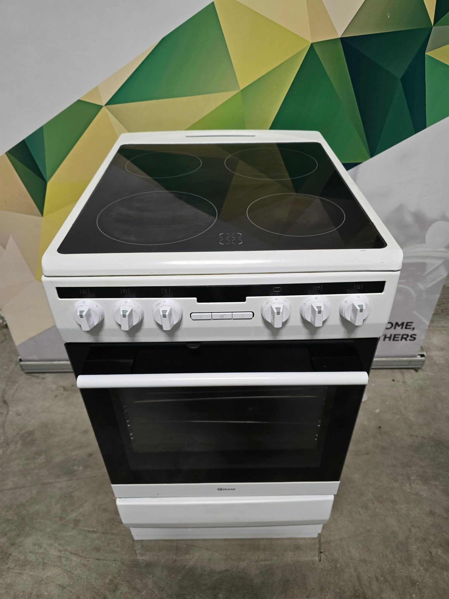 Gram CC 45550 V – Kompakt keramisk komfyr Keramisk Komfyr - Norskombruk.no