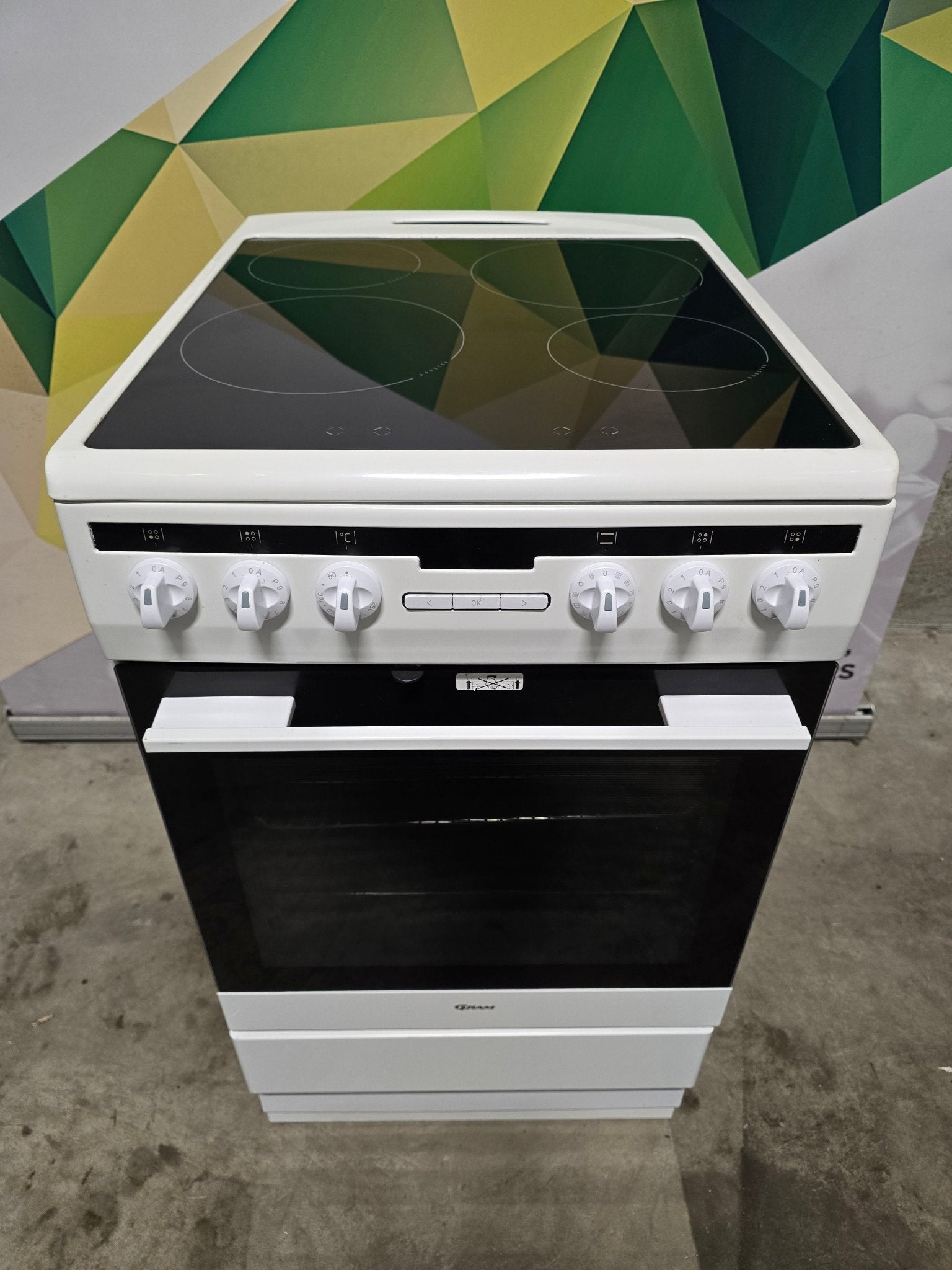 Gram KI 325560 – Induksjonskomfyr (50cm) Induksjonskomfyr - Norskombruk.no