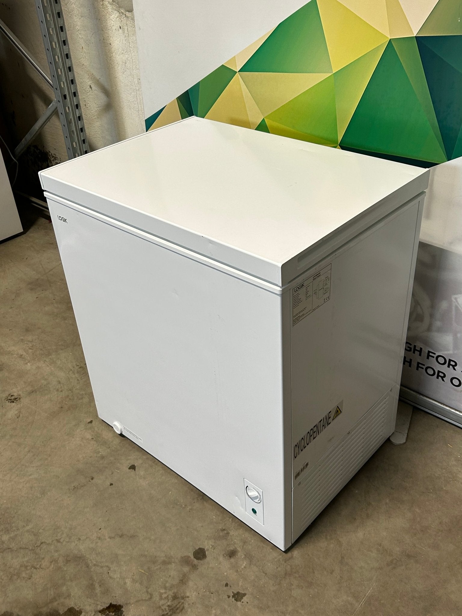 Logik fryseboks LCF198W23E Fryseboks - Norskombruk.no