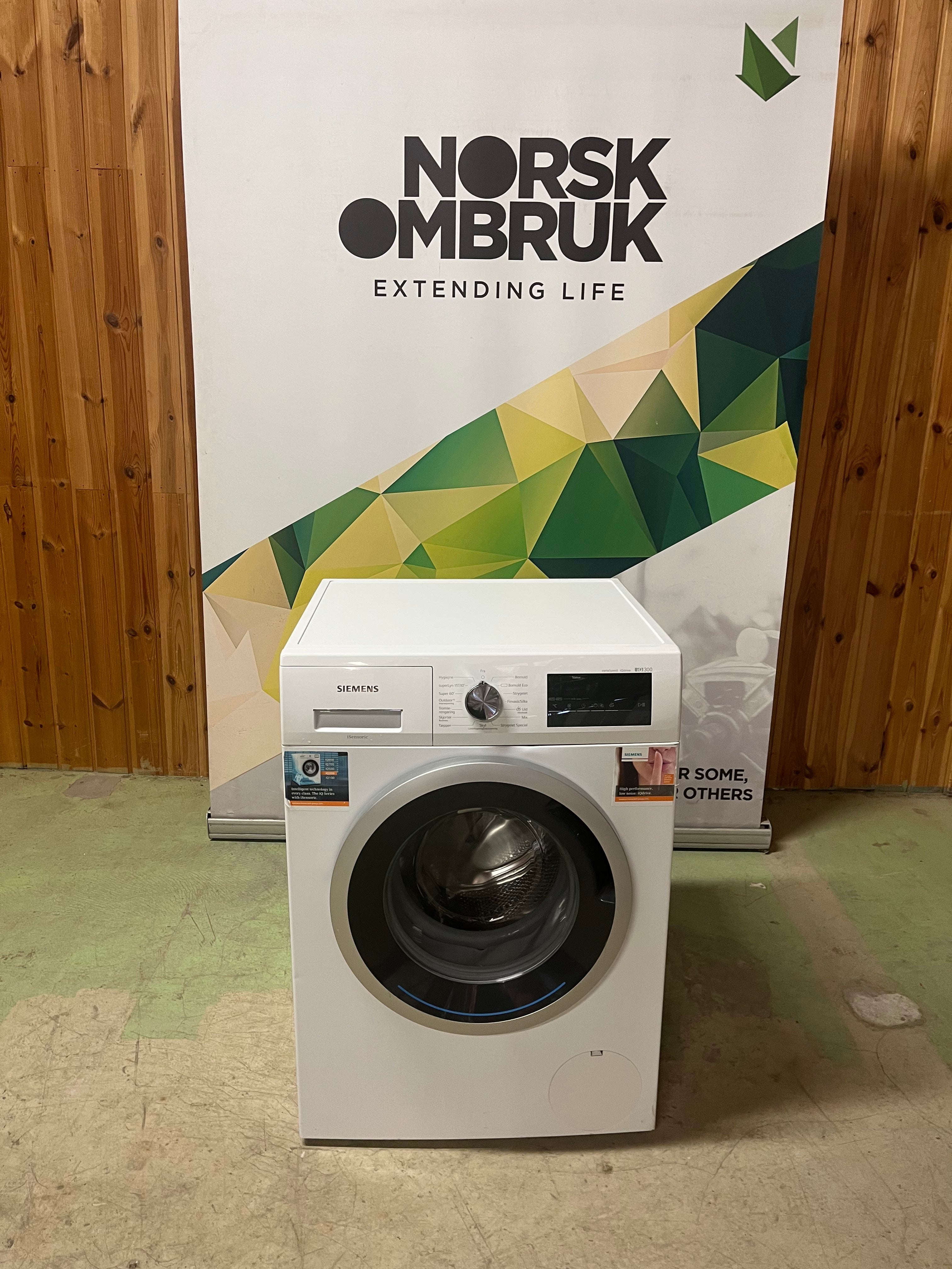 Siemens Vaskemaskin iQ300 WM14N1B8DN