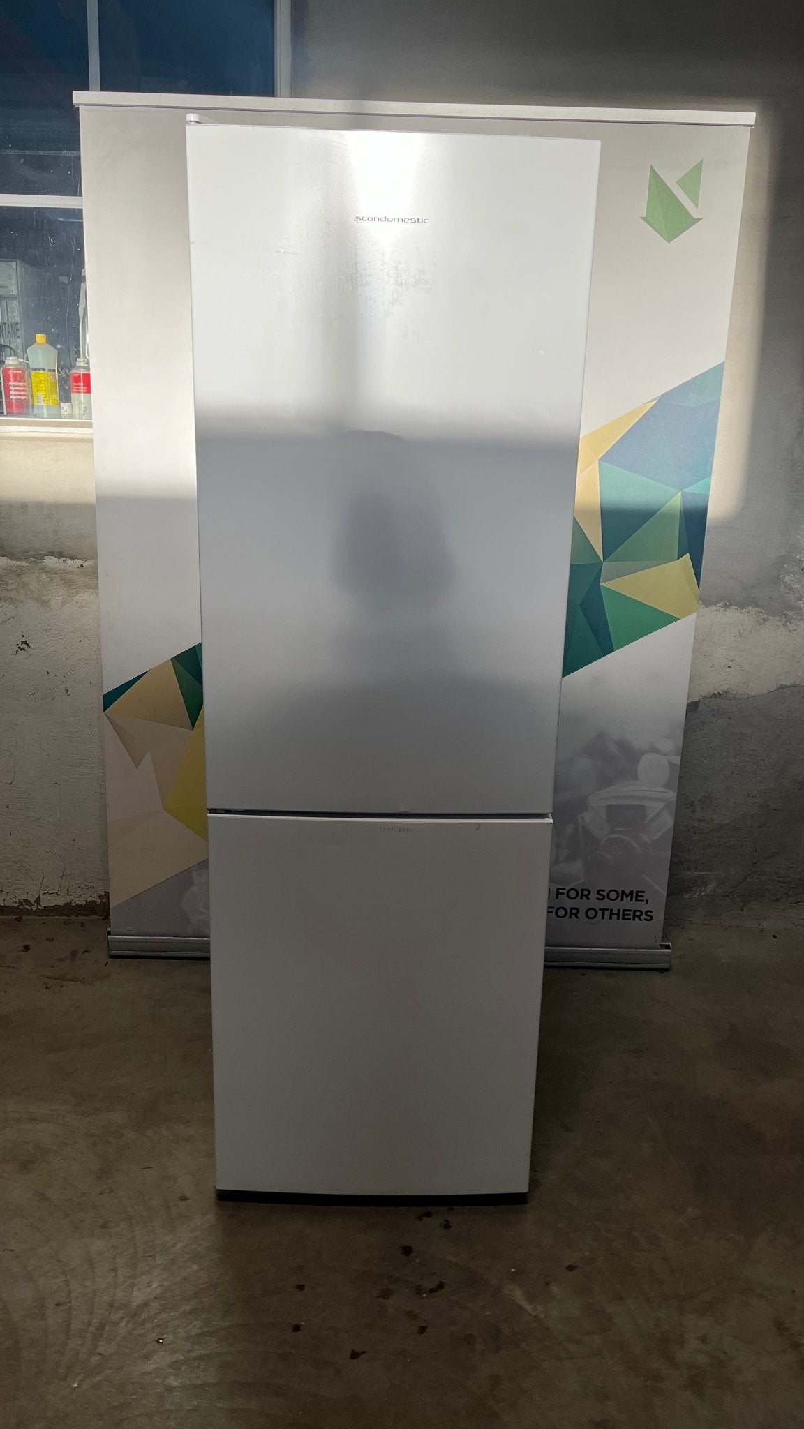 Scandomestic SKF 327 W Kombiskap hvit Kombiskap - Norskombruk.no