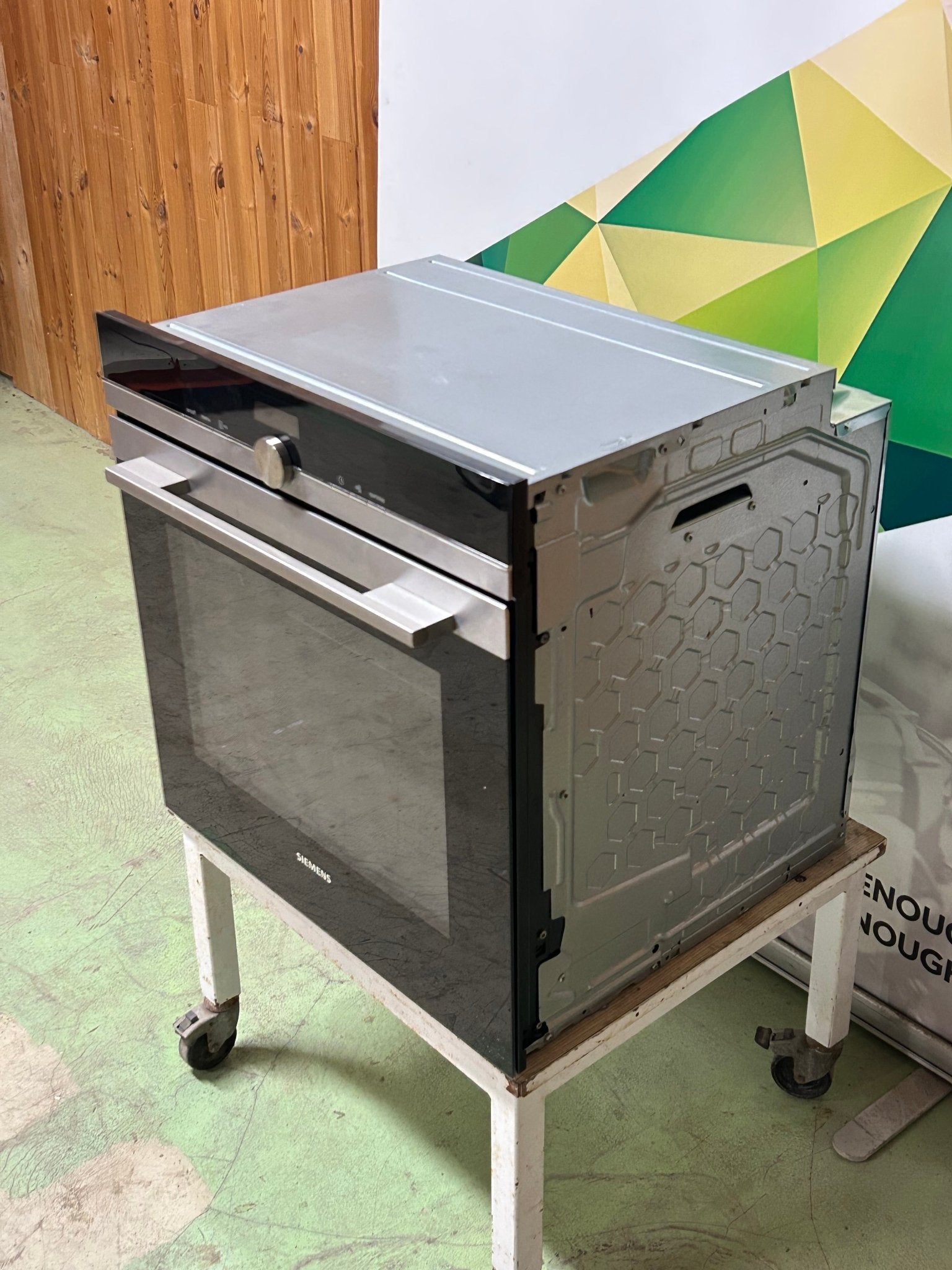 Siemens HB675GIS1S iQ700 Innbyggingsovn Integrert stekeovn - Norskombruk.no