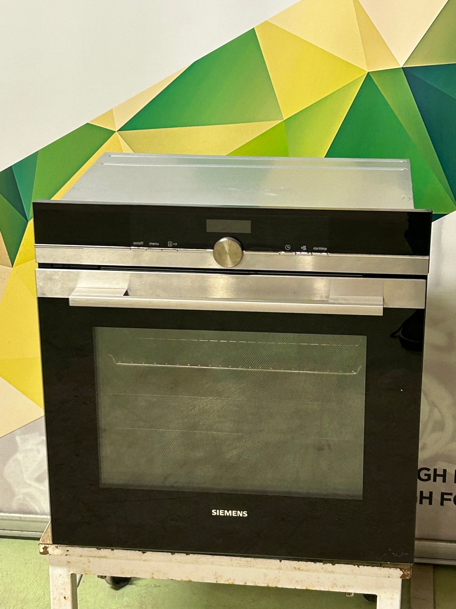 Siemens HB675GIS1S iQ700 Innbyggingsovn Integrert stekeovn - Norskombruk.no