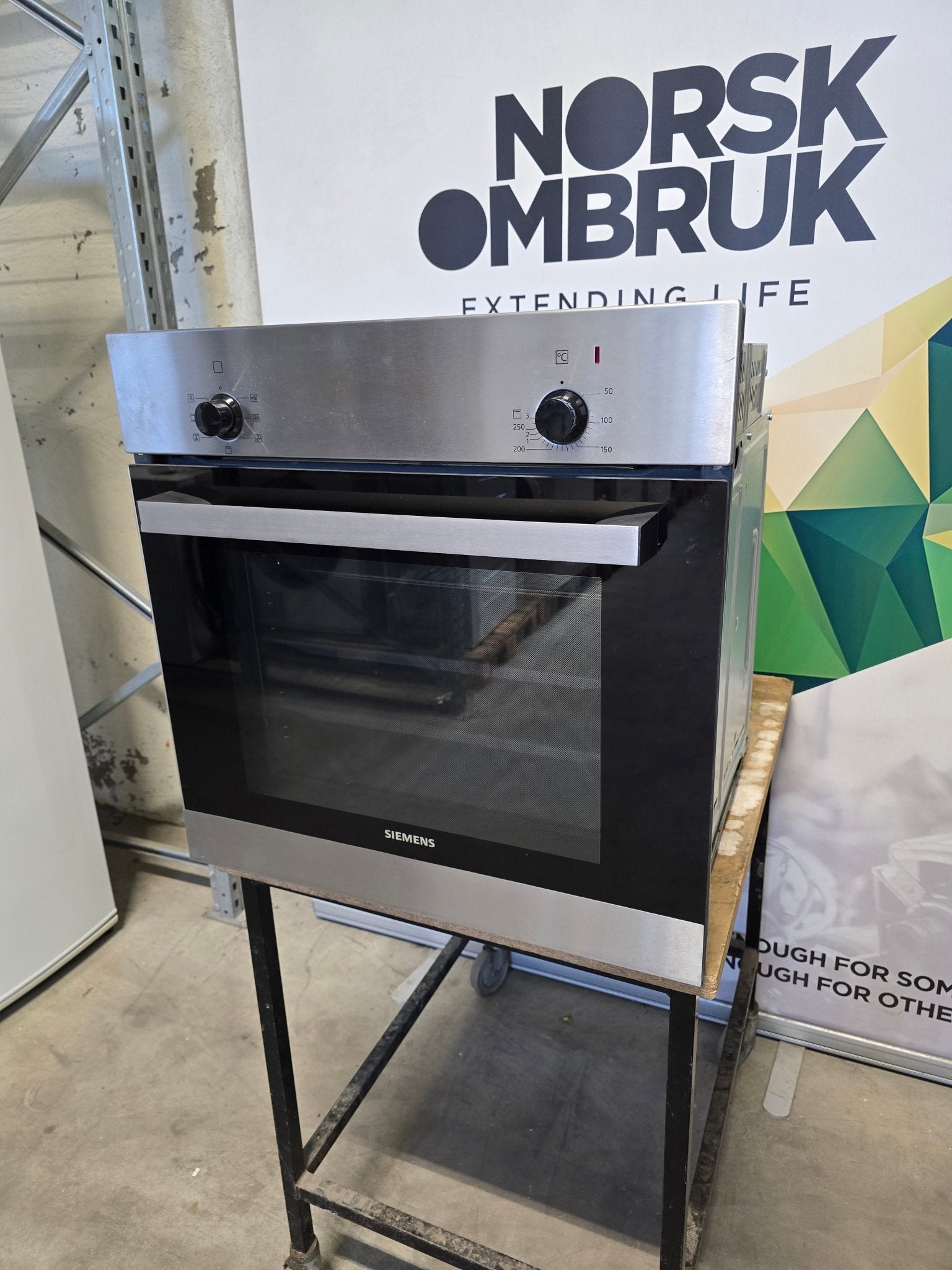 Siemens integrert stekeovn HB010FBR0S01 Integrert stekeovn - Norskombruk.no