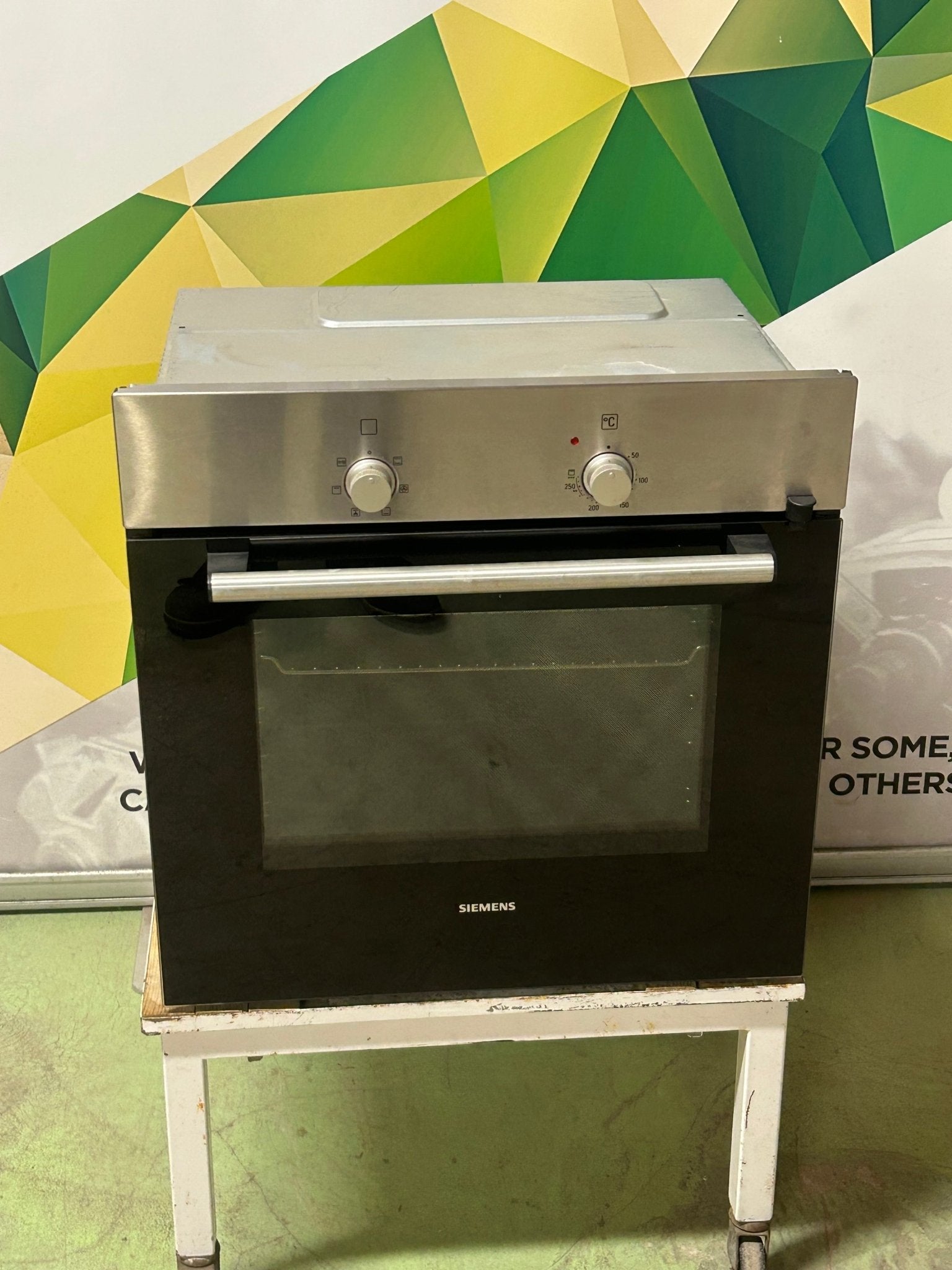 Siemens Integrert Stekeovn HB301E1S Integrert Stekeovn - Norskombruk.no