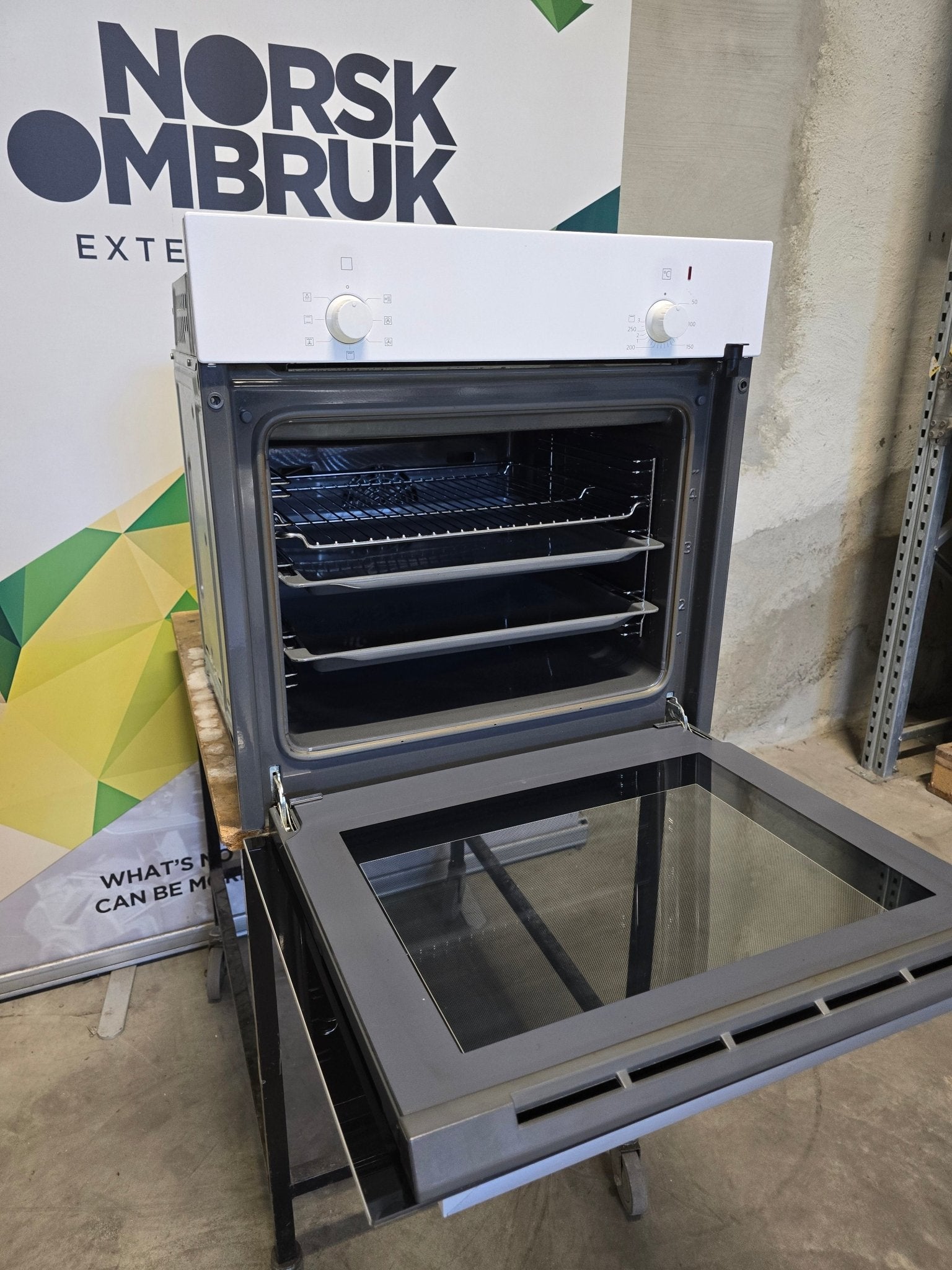 Siemens IQ100 integrert stekeovn HB010FBV0S Integrert stekeovn - Norskombruk.no