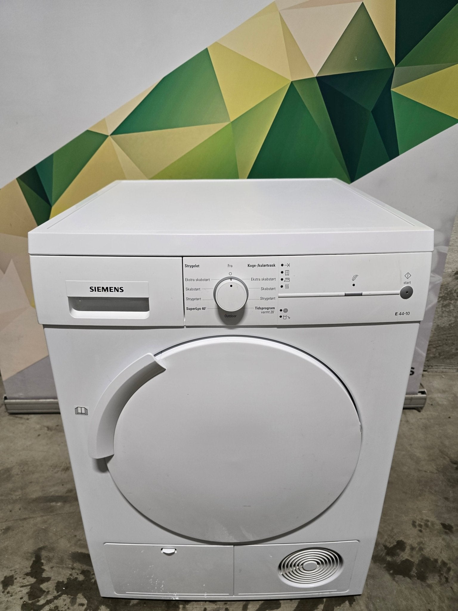 Siemens iQ300 kondenstørketrommel WT44E103DN Tørketrommel - Norskombruk.no