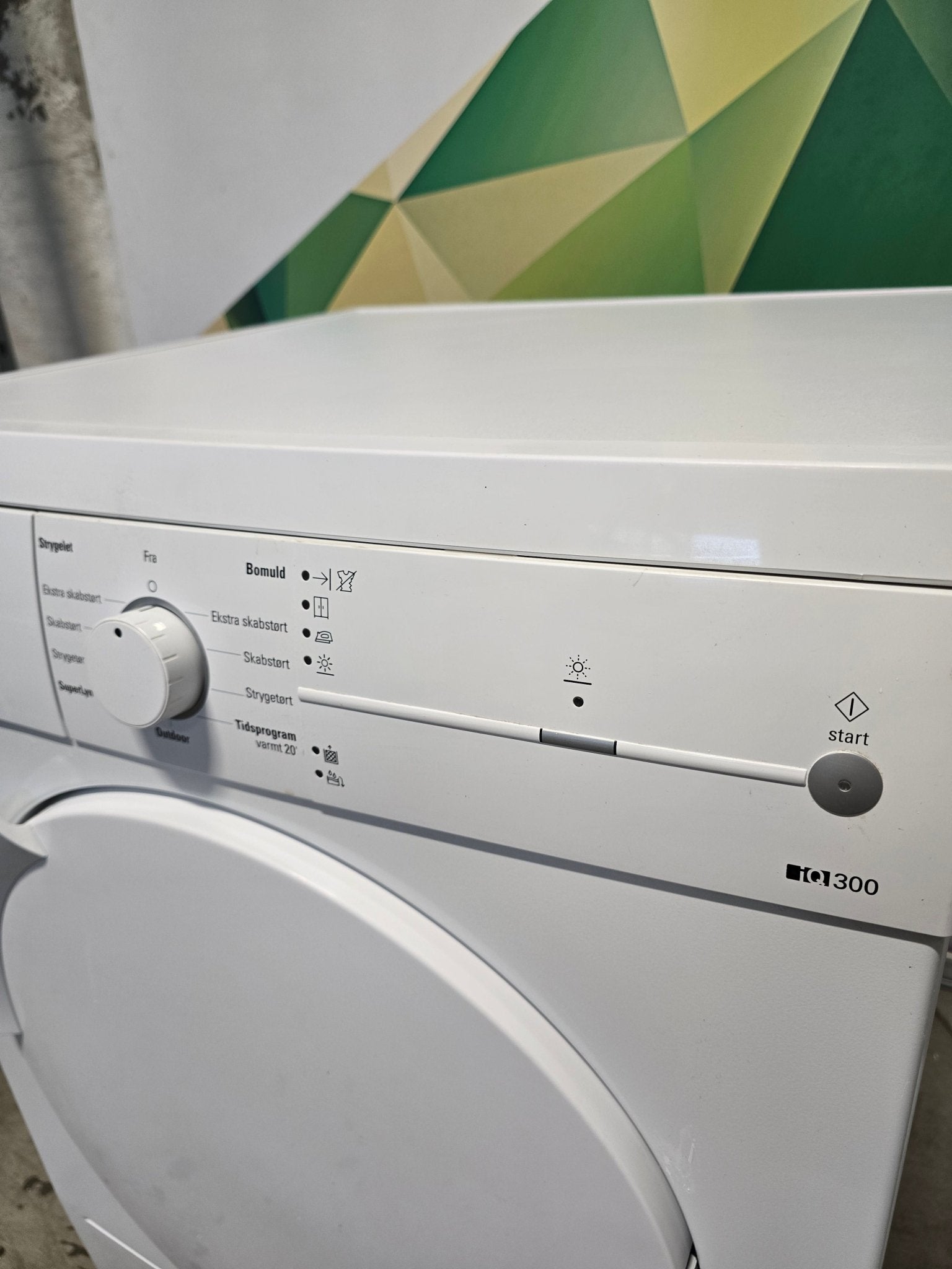 Siemens iQ300 kondenstørketrommel WT44E103DN Tørketrommel - Norskombruk.no