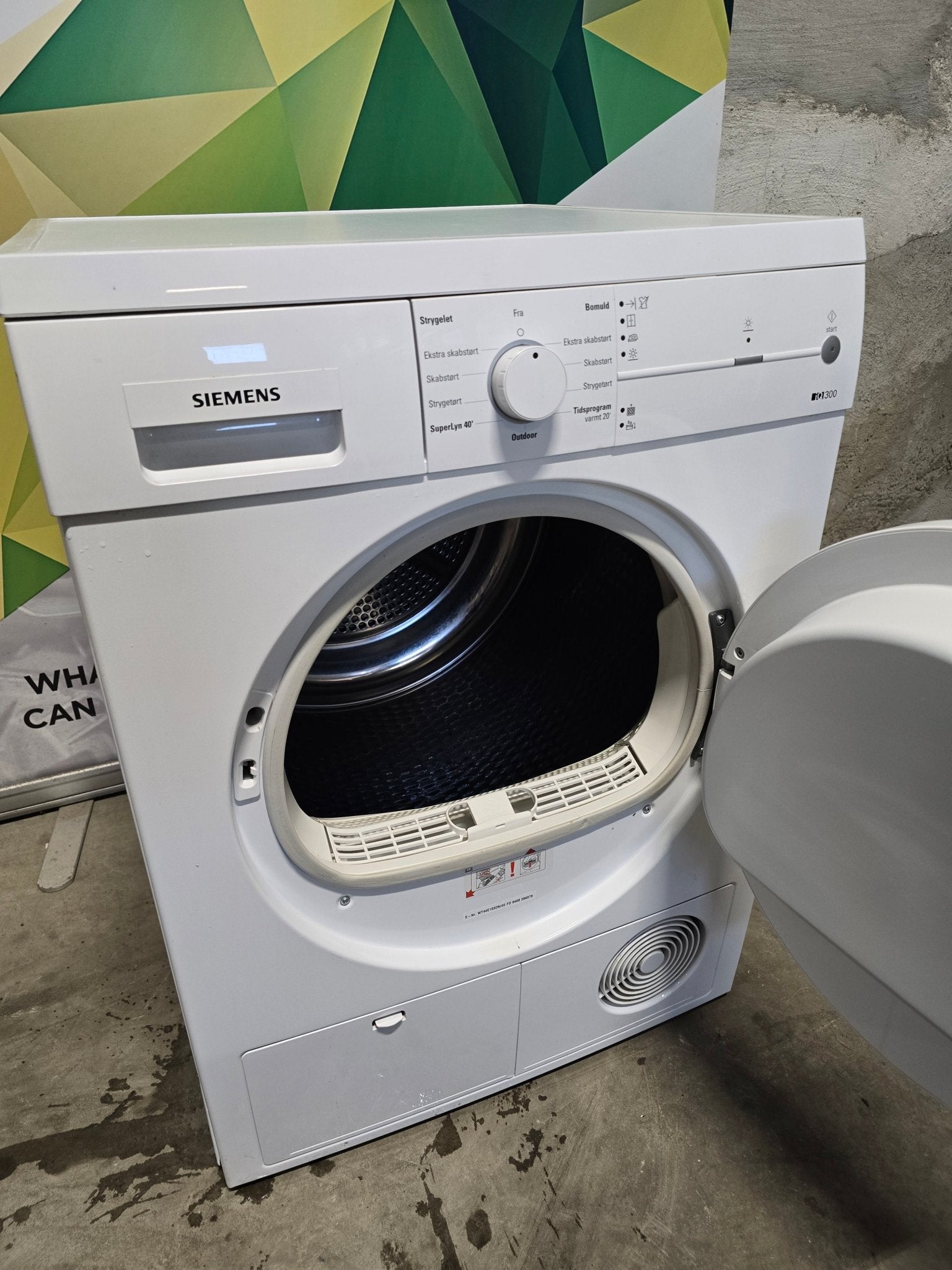 Siemens iQ300 kondenstørketrommel WT44E103DN Tørketrommel - Norskombruk.no