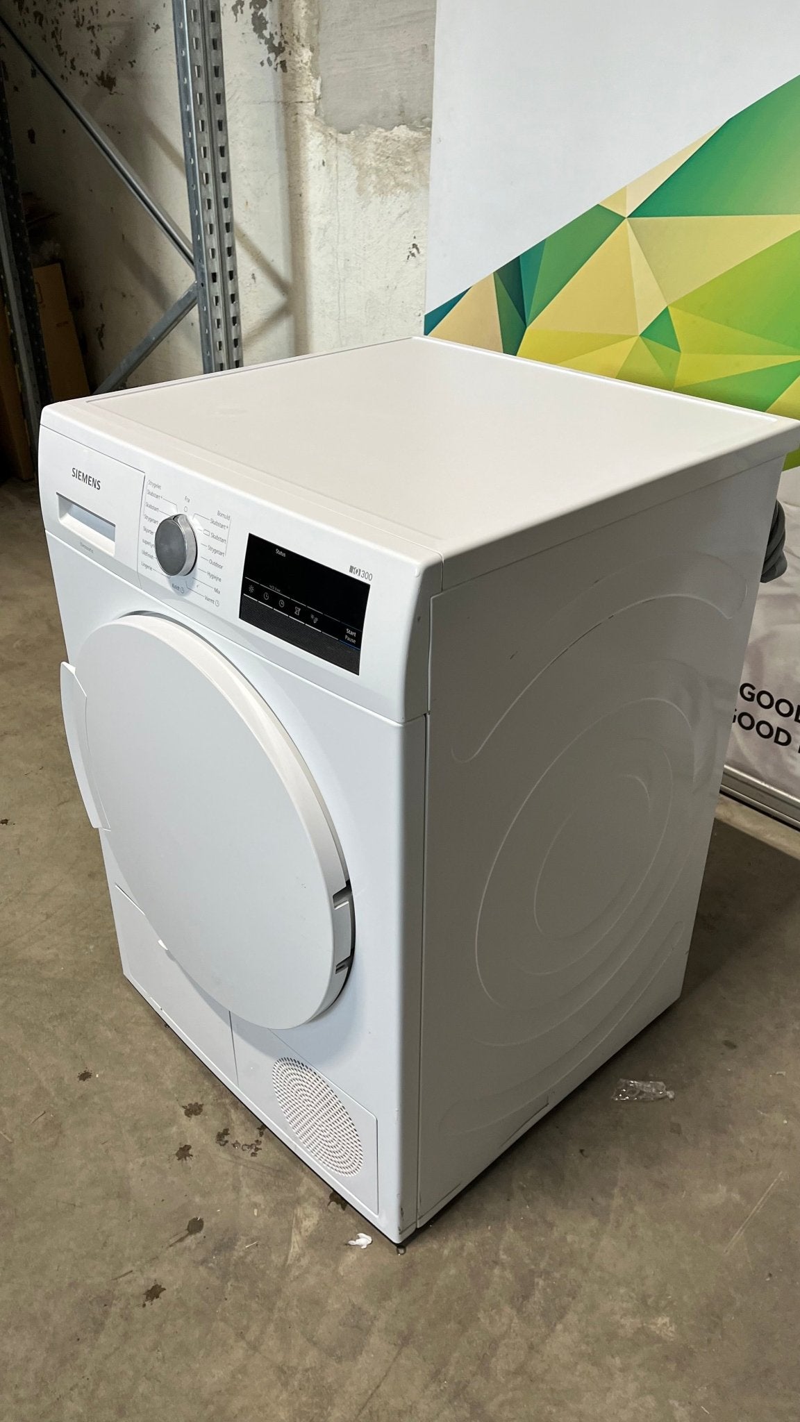 Siemens iQ300 tørketrommel WT43N2L7DN Tørketrommel - Norskombruk.no