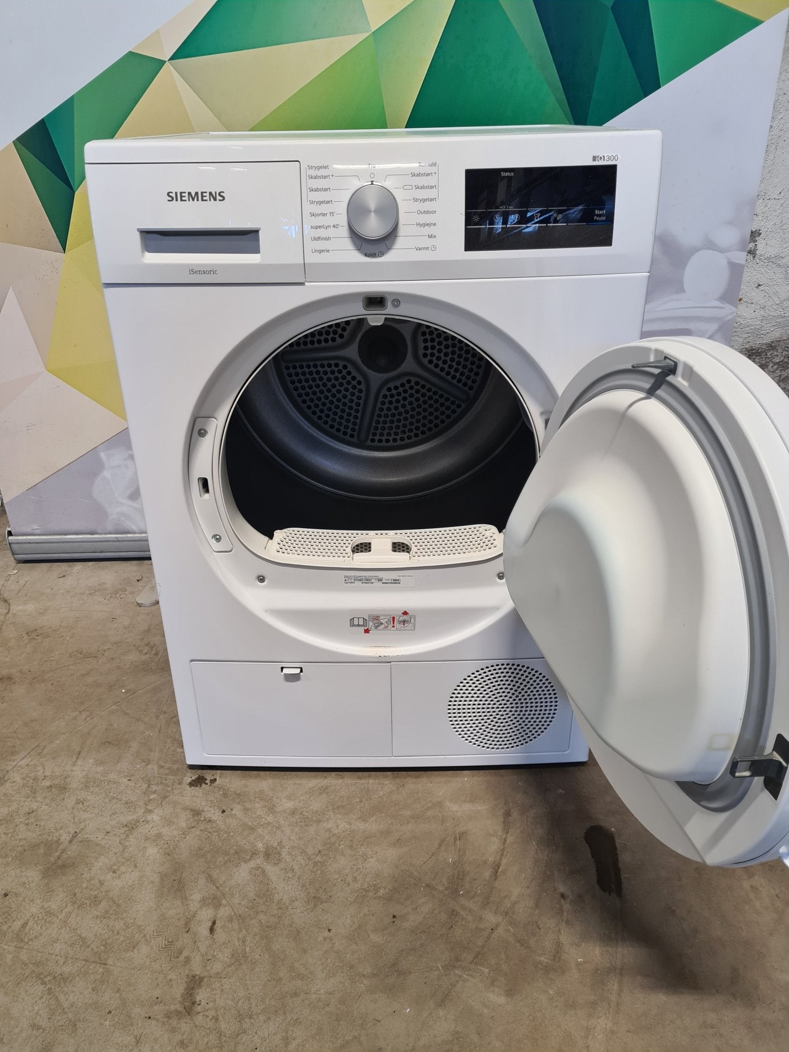Siemens iq300 tørketrommel WT43N2L7DN Tørketrommel - Norskombruk.no