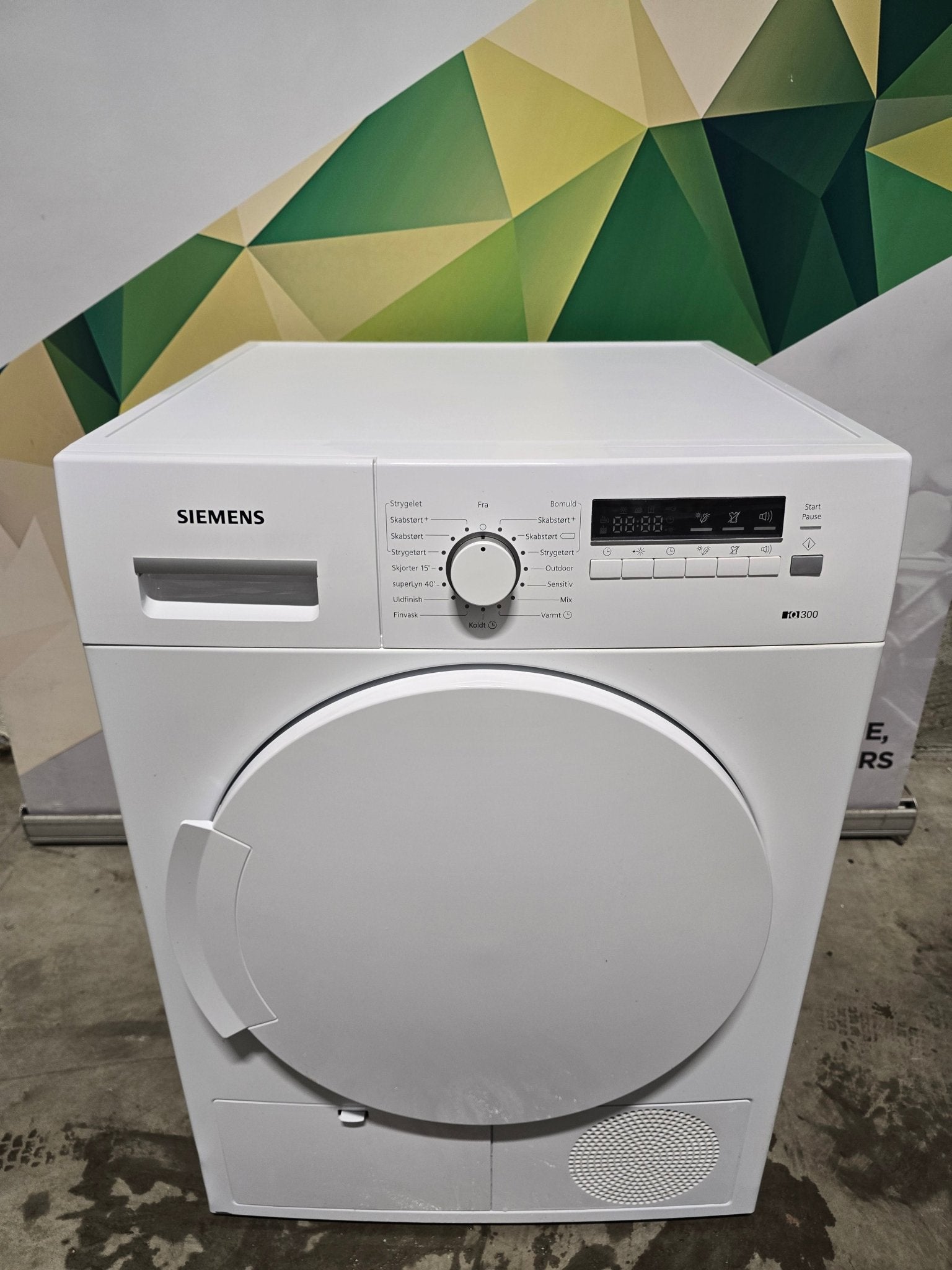 Siemens IQ300 tørketrommel WT46B267DN Tørketrommel - Norskombruk.no