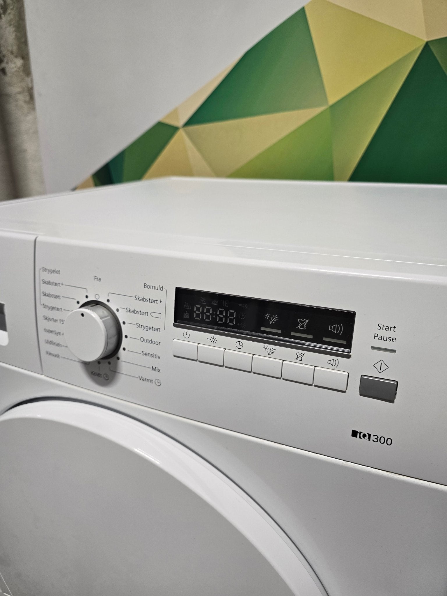 Siemens IQ300 tørketrommel WT46B267DN Tørketrommel - Norskombruk.no