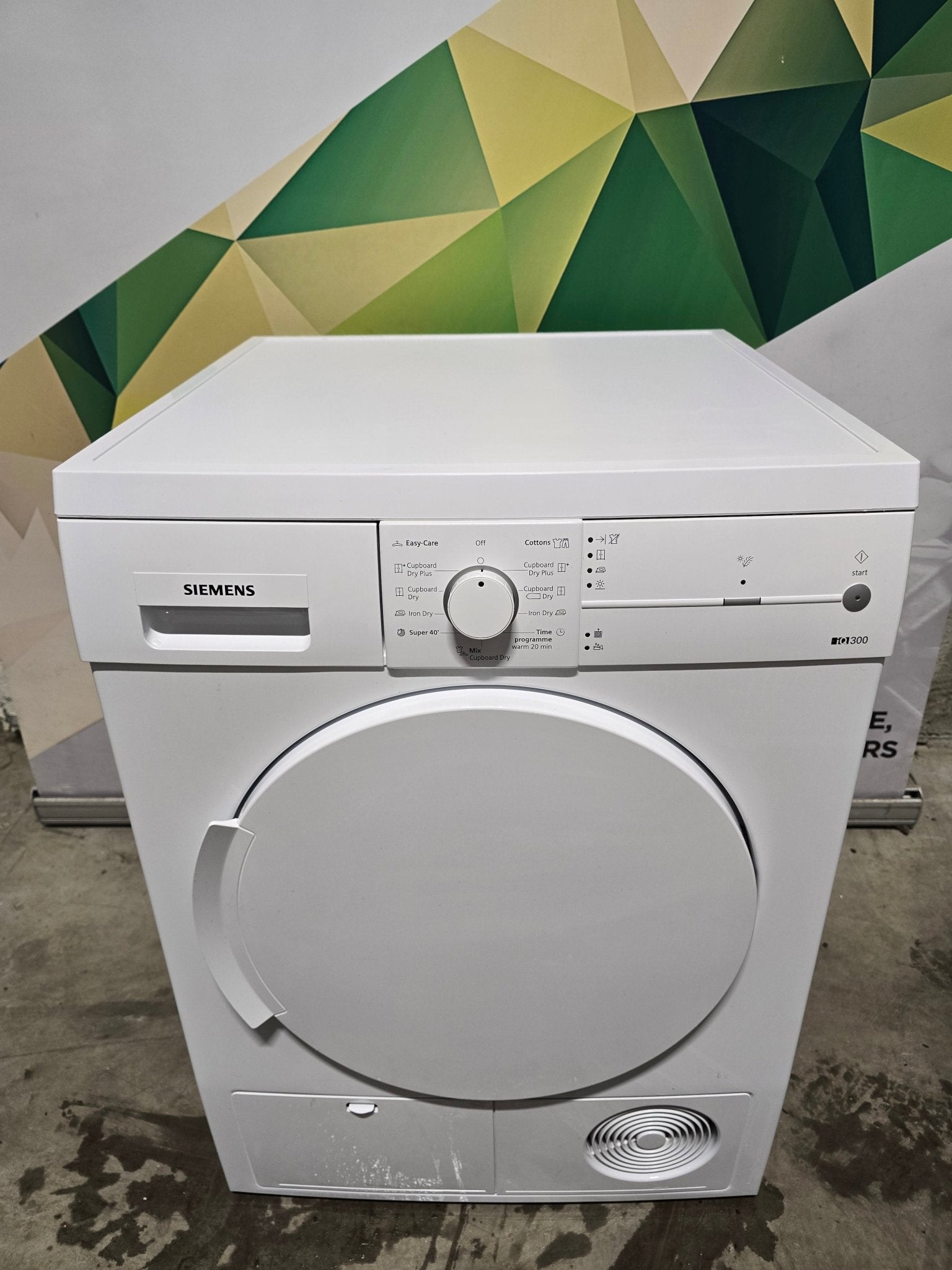 Siemens Iq300 WT44E1L7DN Kondenstørketrommel Tørketrommel - Norskombruk.no