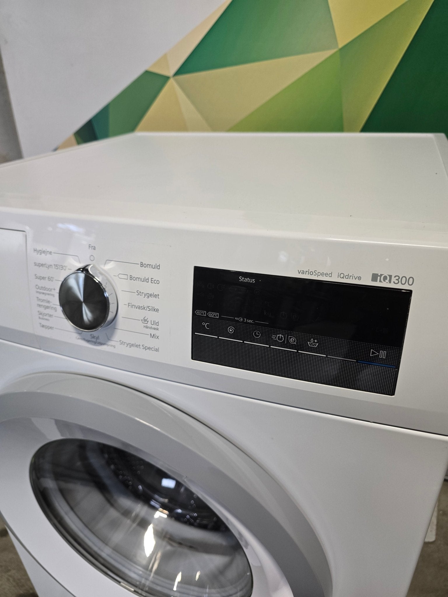 Siemens Vaskemaskin iQ300 WM14N1B8DN Vaskemaskin - Norskombruk.no