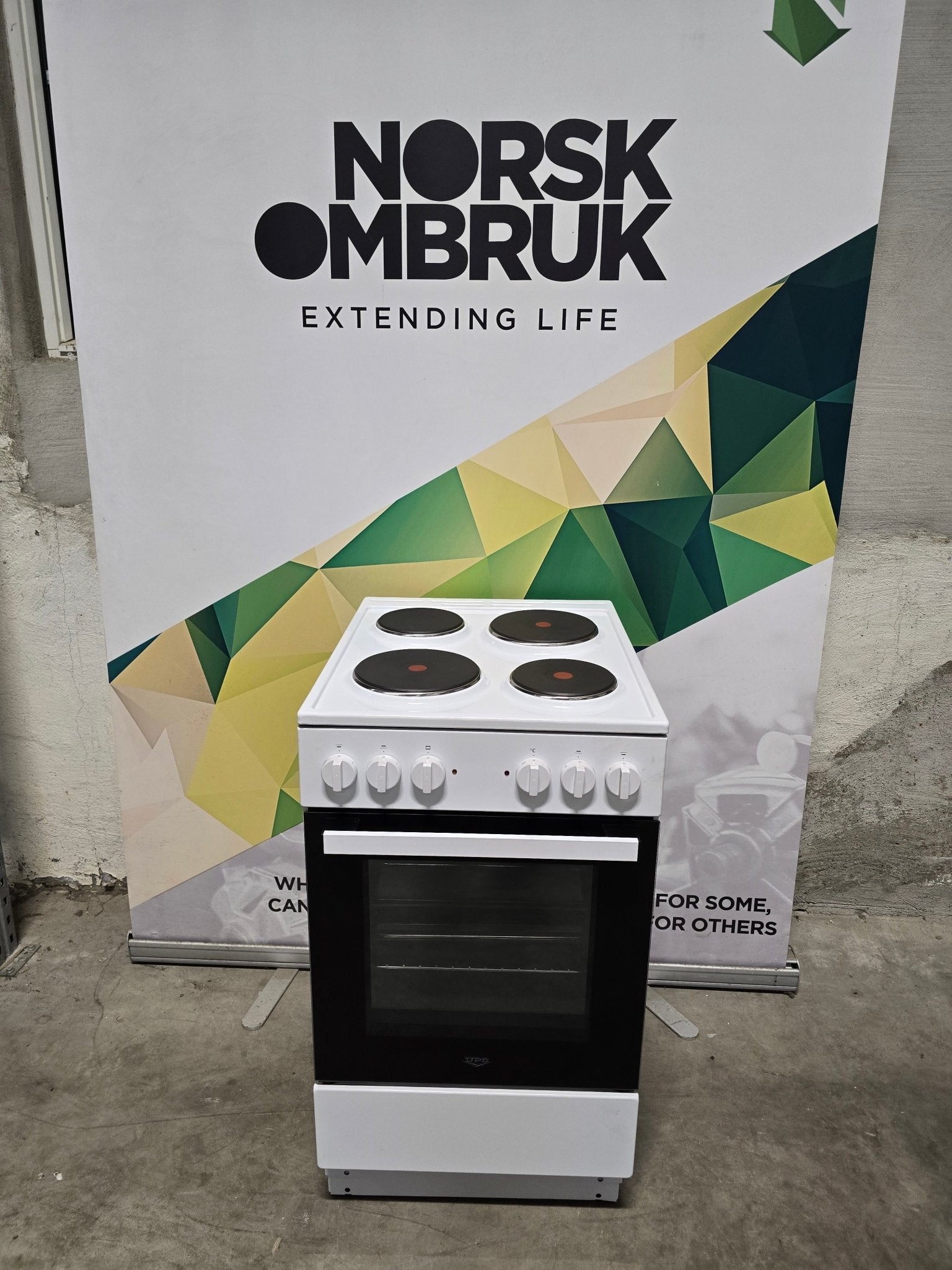 UPO EH135 – Klassisk frittstående komfyr Platekomfyr - Norskombruk.no