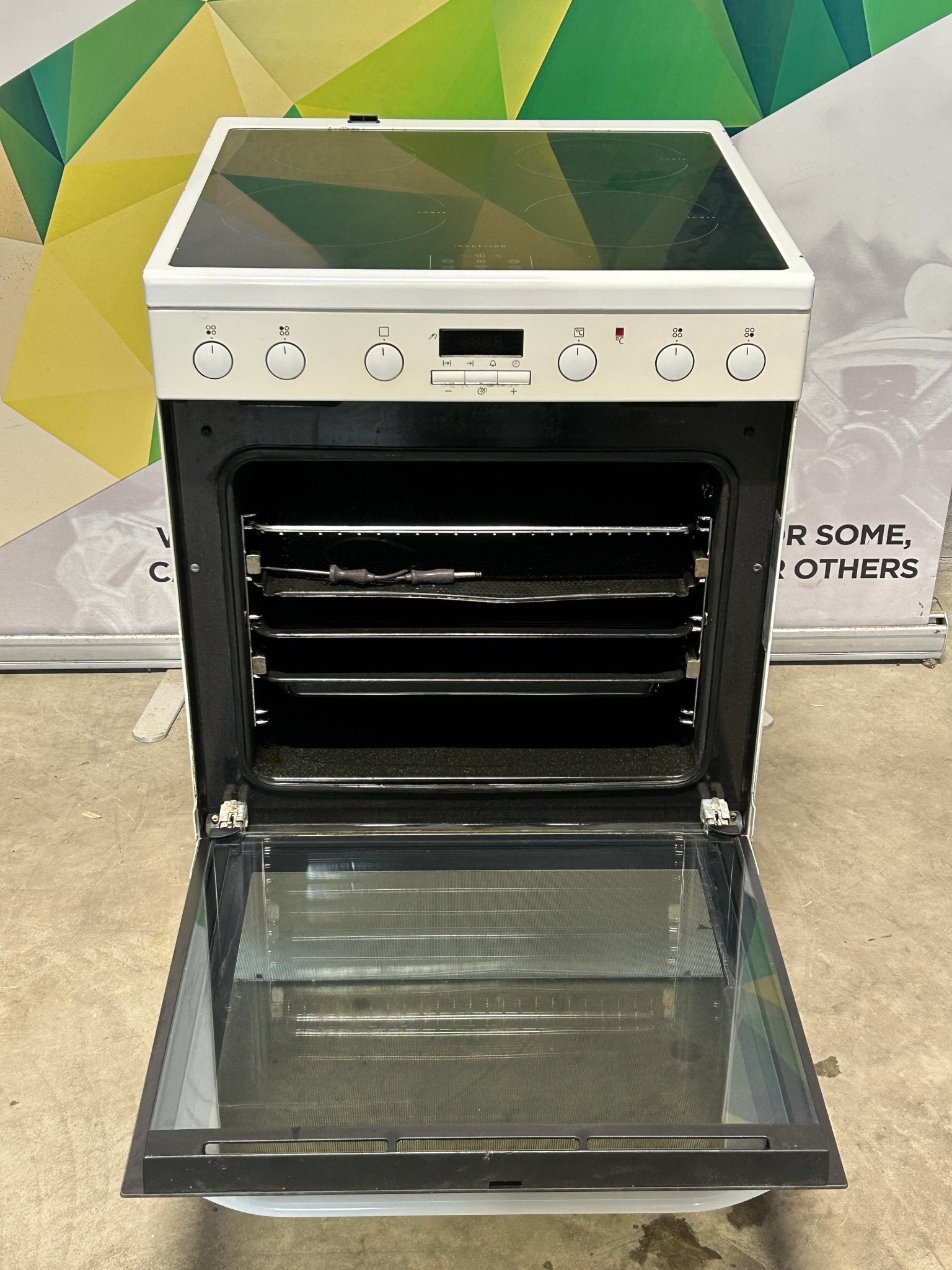 Voss - Electrolux Induksjonskomfyr ELI13320 - HV Induksjonskomfyr - Norskombruk.no