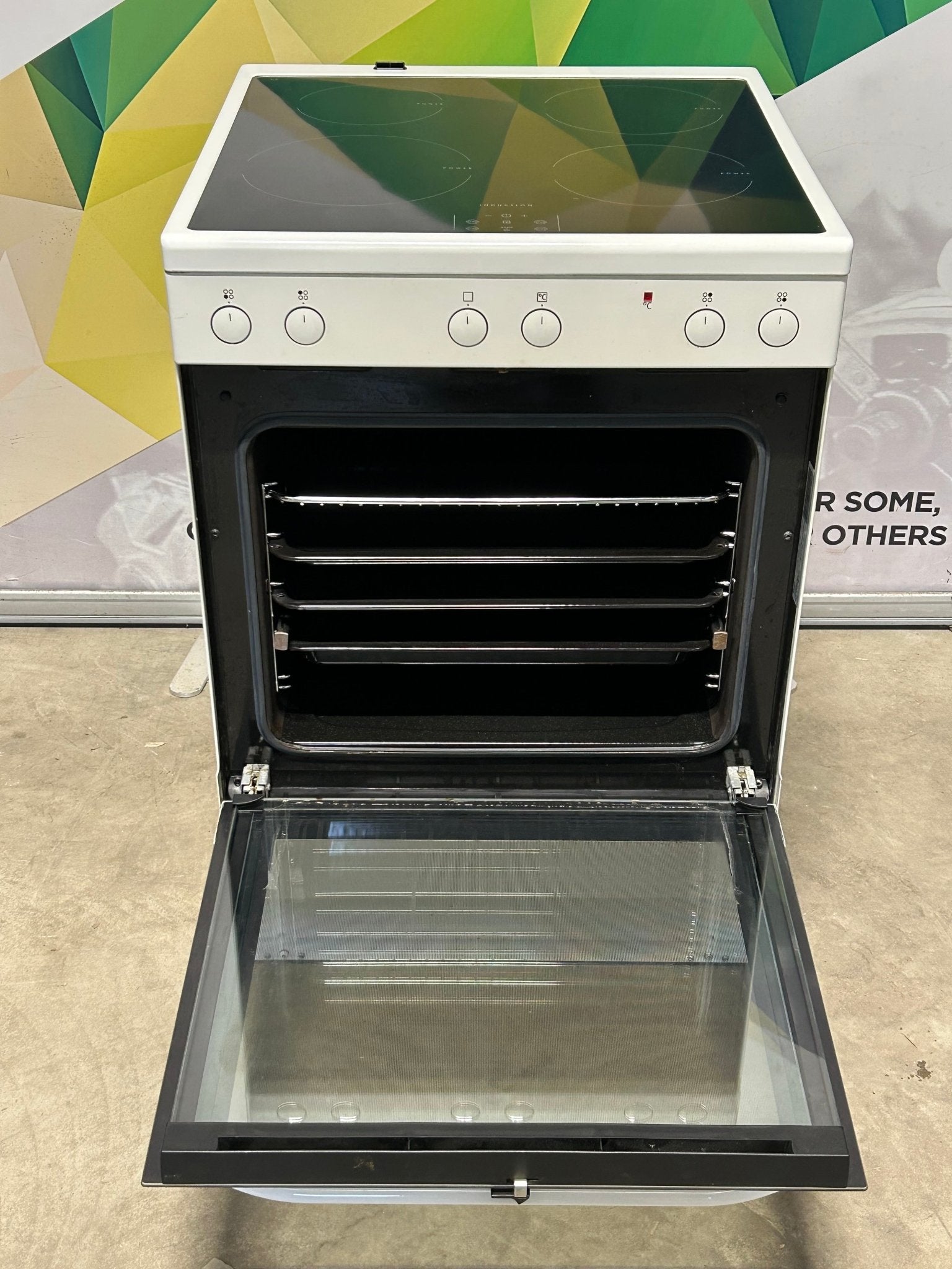 Voss - Electrolux Induksjonskomfyr ELI23020HV Induksjonskomfyr - Norskombruk.no