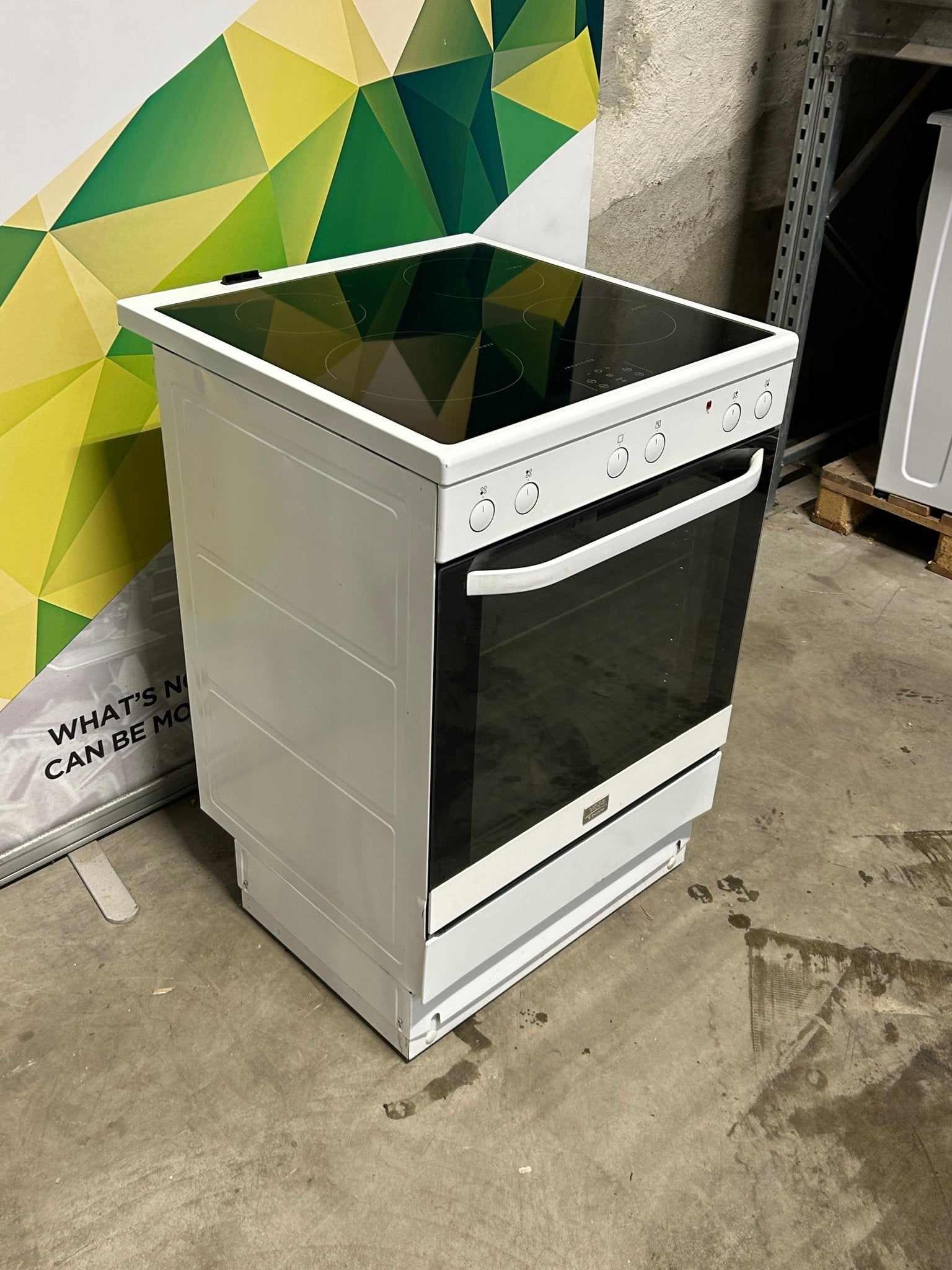 Voss - Electrolux Induksjonskomfyr ELI23020HV Induksjonskomfyr - Norskombruk.no