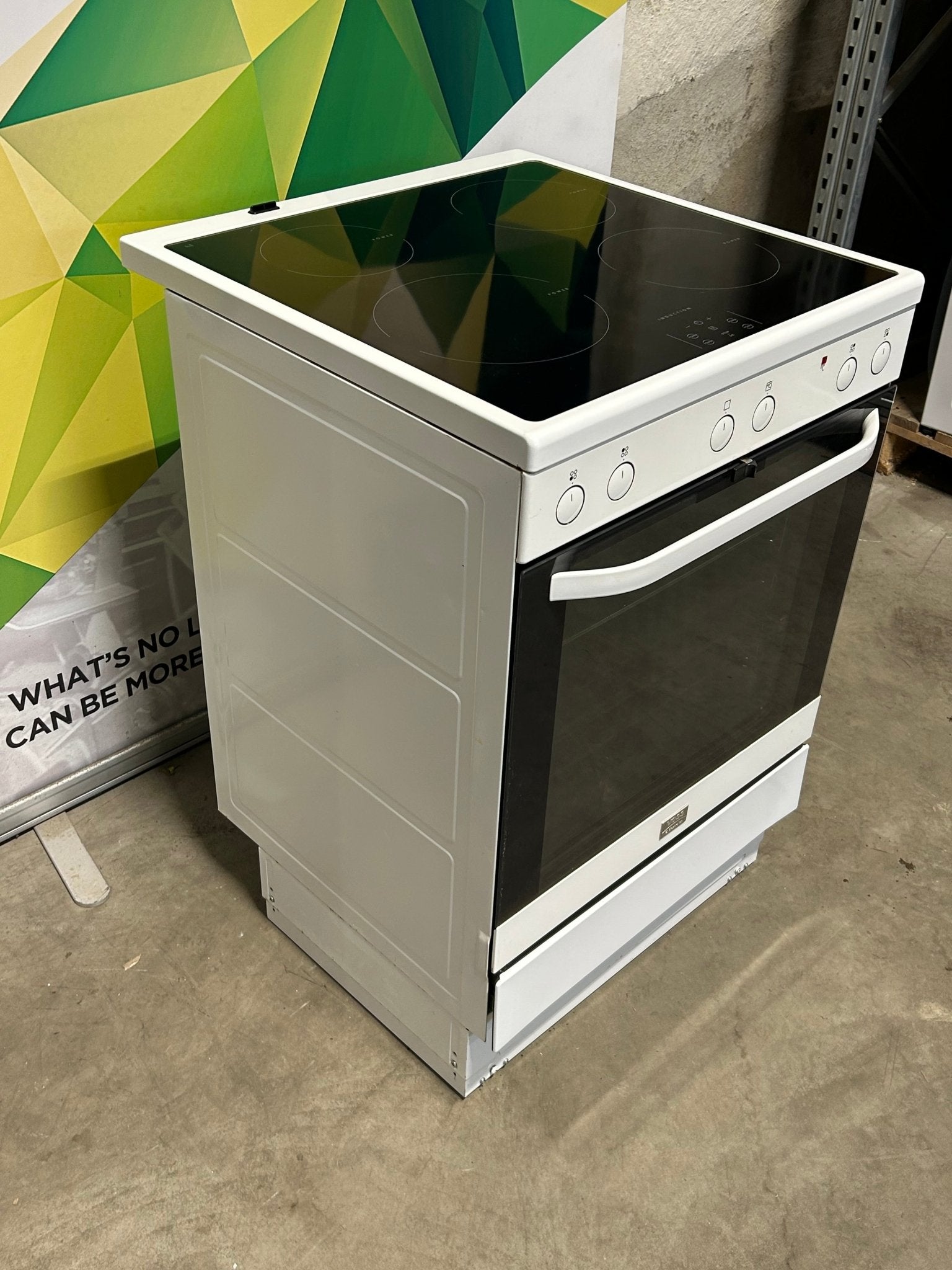 Voss - Electrolux Induksjonskomfyr ELI23020HV Induksjonskomfyr - Norskombruk.no