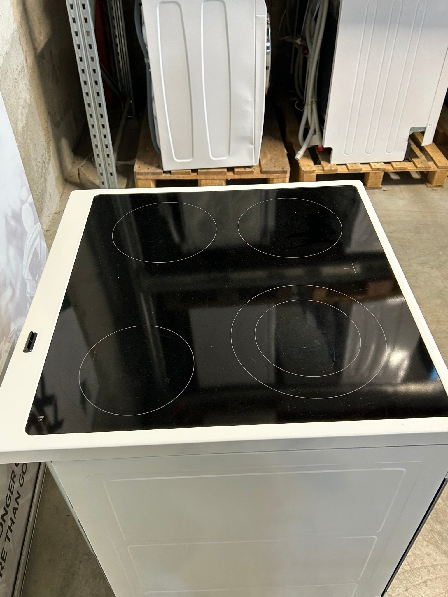 Voss - Electrolux Keramisk komfyr ELK13003HV Keramisk Komfyr - Norskombruk.no