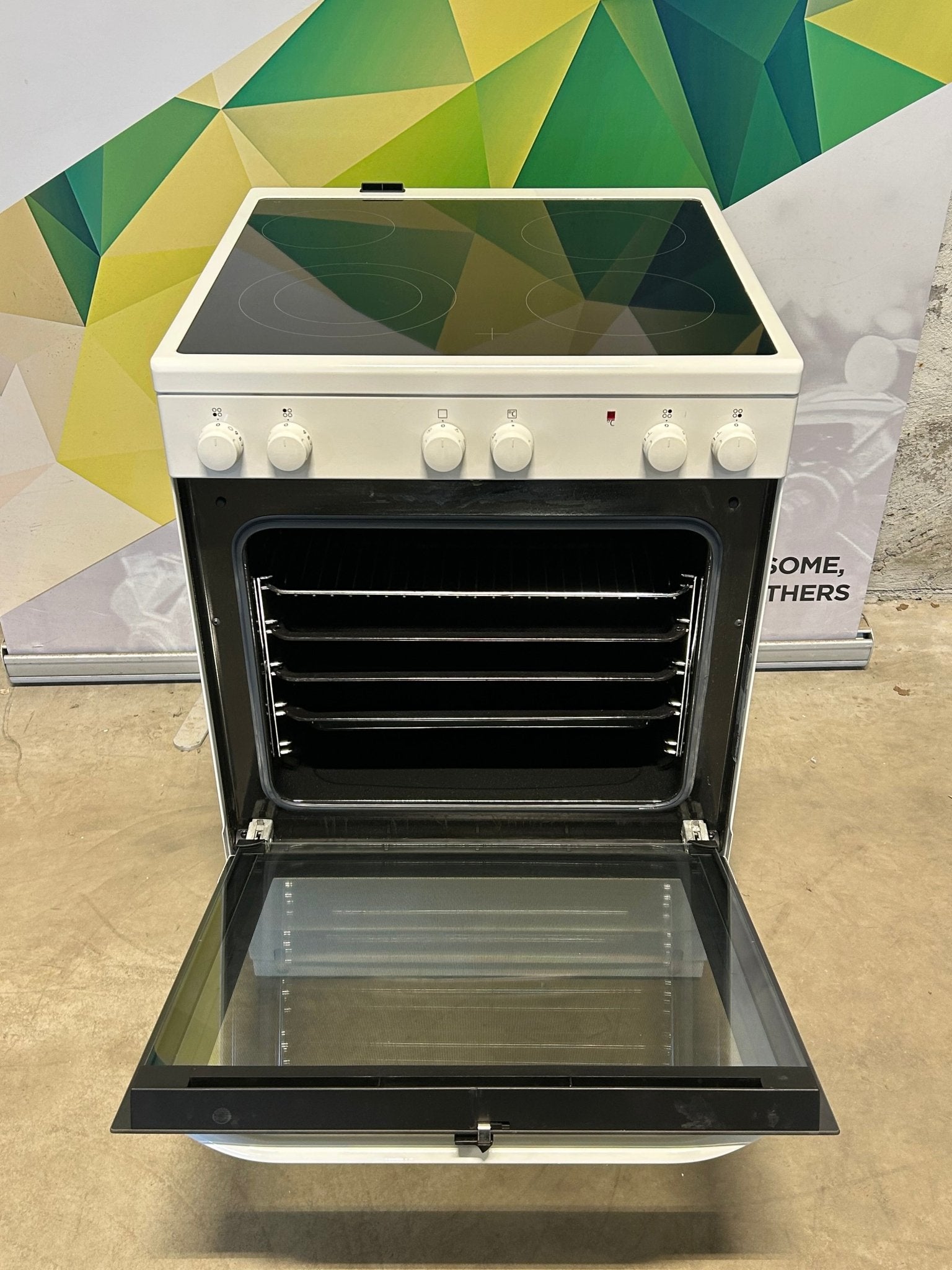 Voss - Electrolux Keramisk komfyr ELK13003HV Keramisk Komfyr - Norskombruk.no