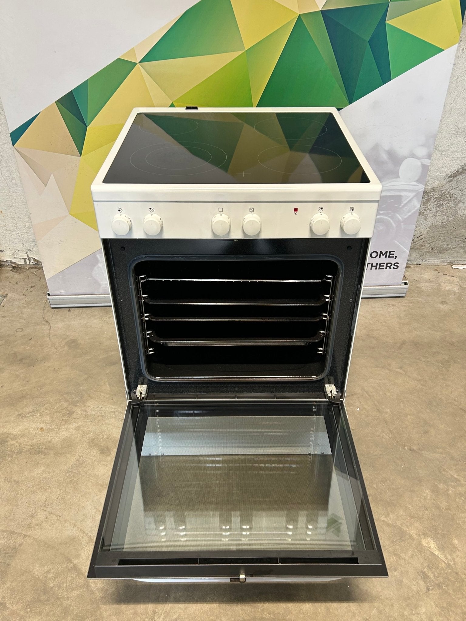 Voss - Electrolux Keramisk komfyr ELK13003HV Keramisk Komfyr - Norskombruk.no