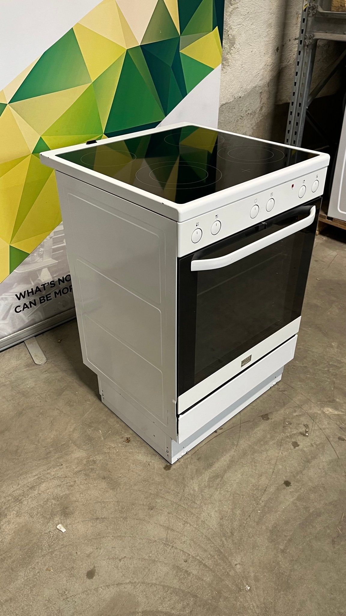 Voss - Electrolux keramisk komfyr ELK13030 - HV Keramisk Komfyr - Norskombruk.no