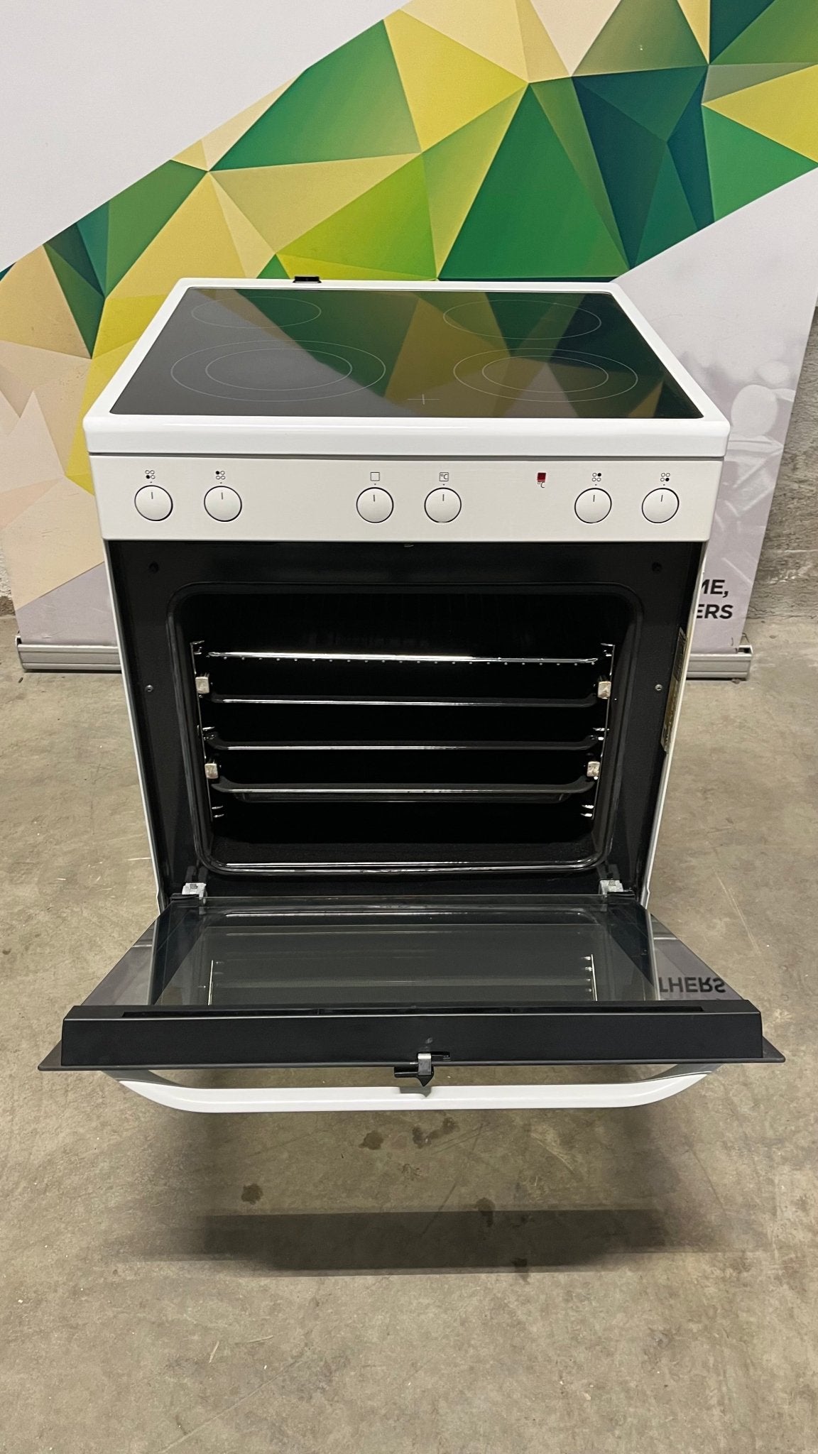 Voss - Electrolux keramisk komfyr ELK13030 - HV Keramisk Komfyr - Norskombruk.no