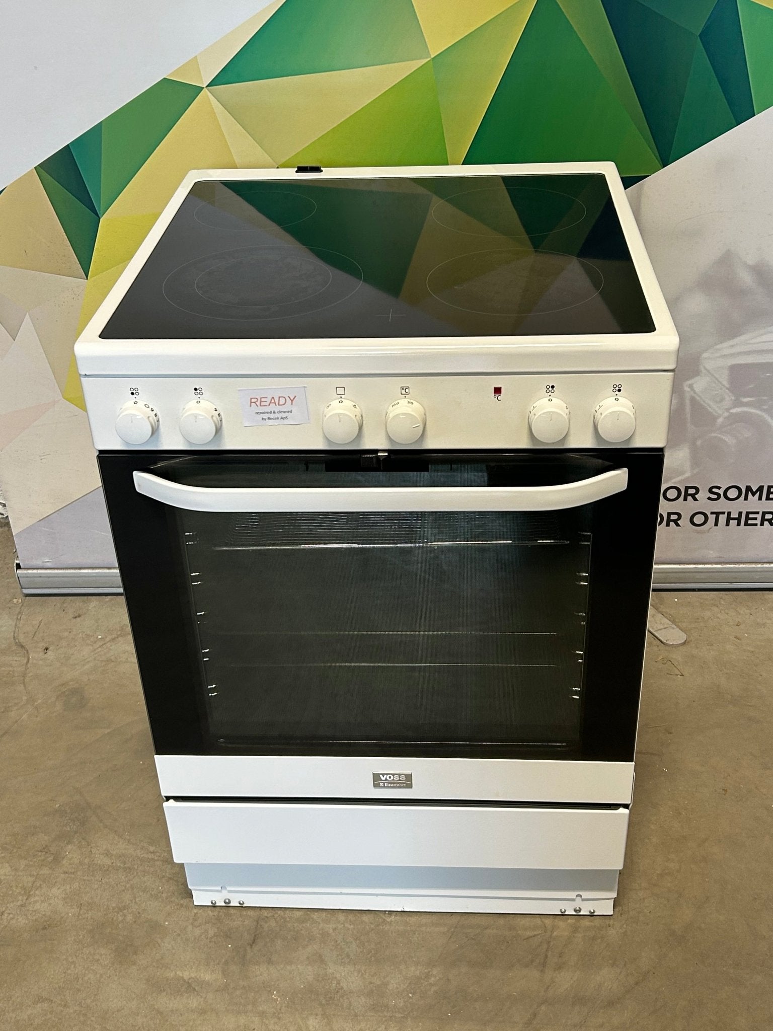 Voss - Electrolux keramisk komfyr ELK13032 - HV Keramisk Komfyr - Norskombruk.no
