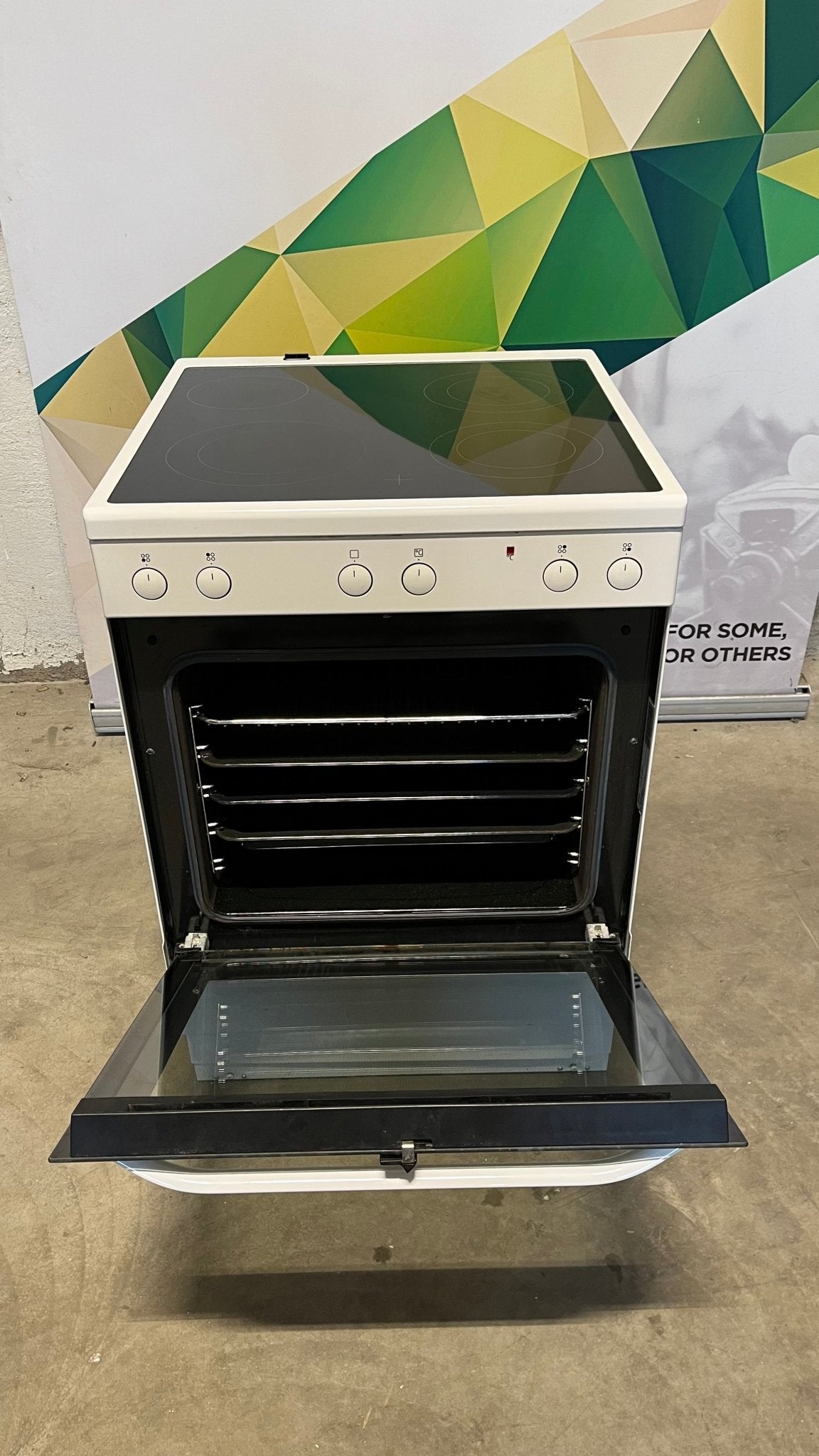 Voss - Electrolux keramisk komfyr ELK13039HV Keramisk Komfyr - Norskombruk.no