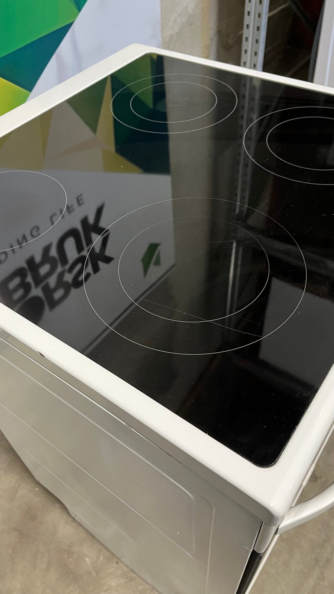 Voss - Electrolux keramisk komfyr ELK13039HV Keramisk Komfyr - Norskombruk.no