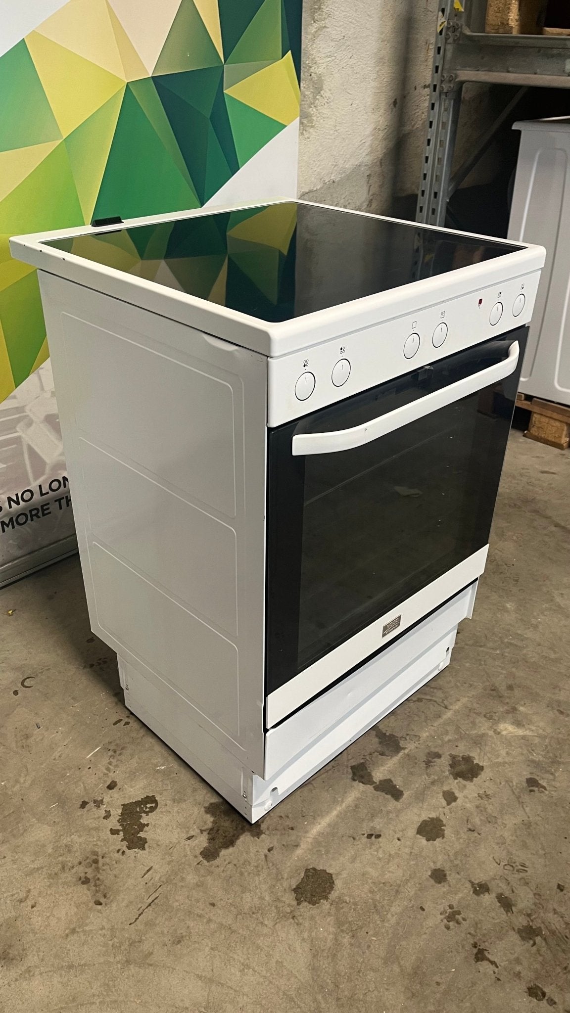 Voss - Electrolux keramisk komfyr ELK13039HV Keramisk Komfyr - Norskombruk.no