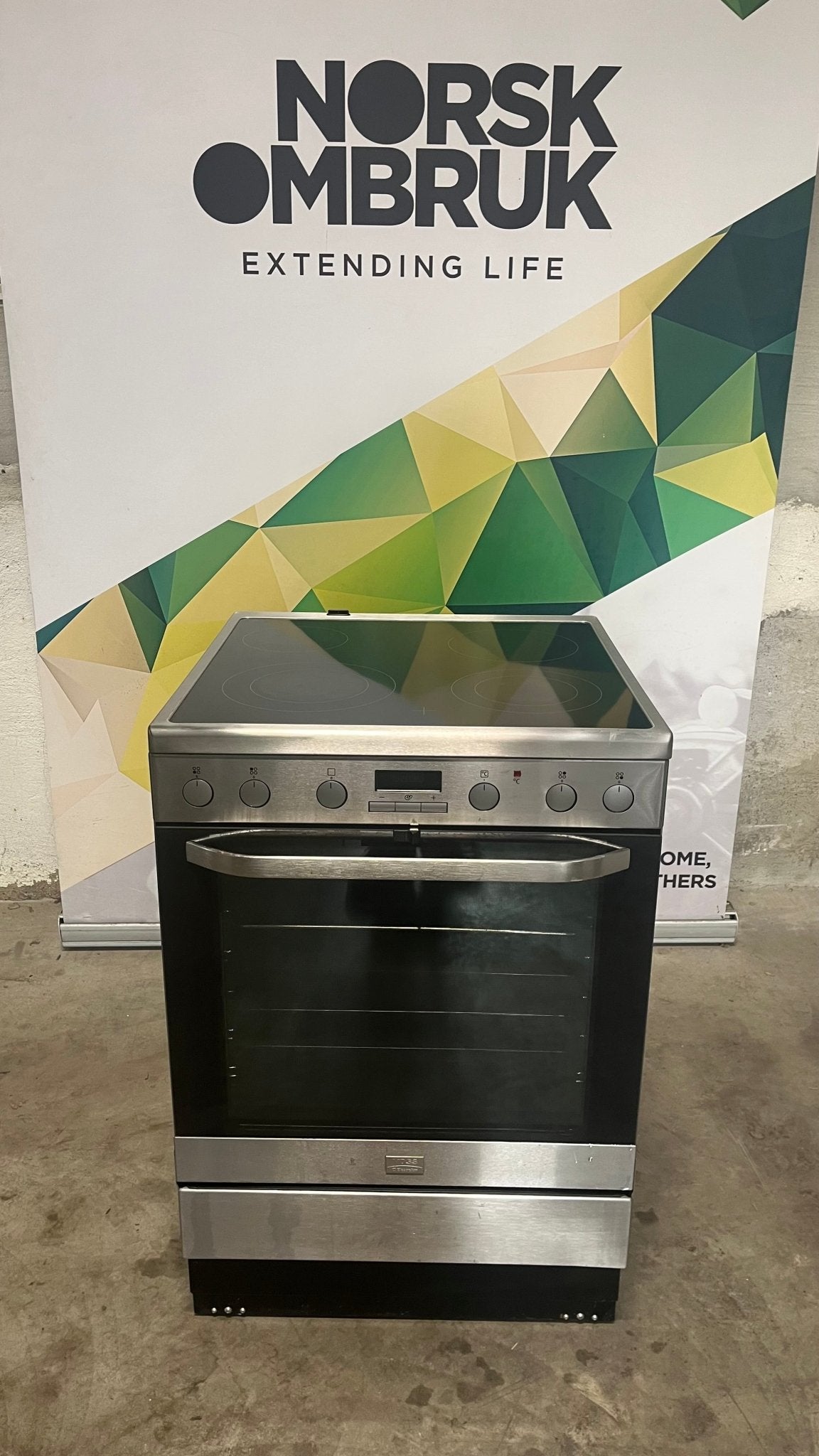 Voss - Electrolux keramisk komfyr ELK23320RF Keramisk Komfyr - Norskombruk.no