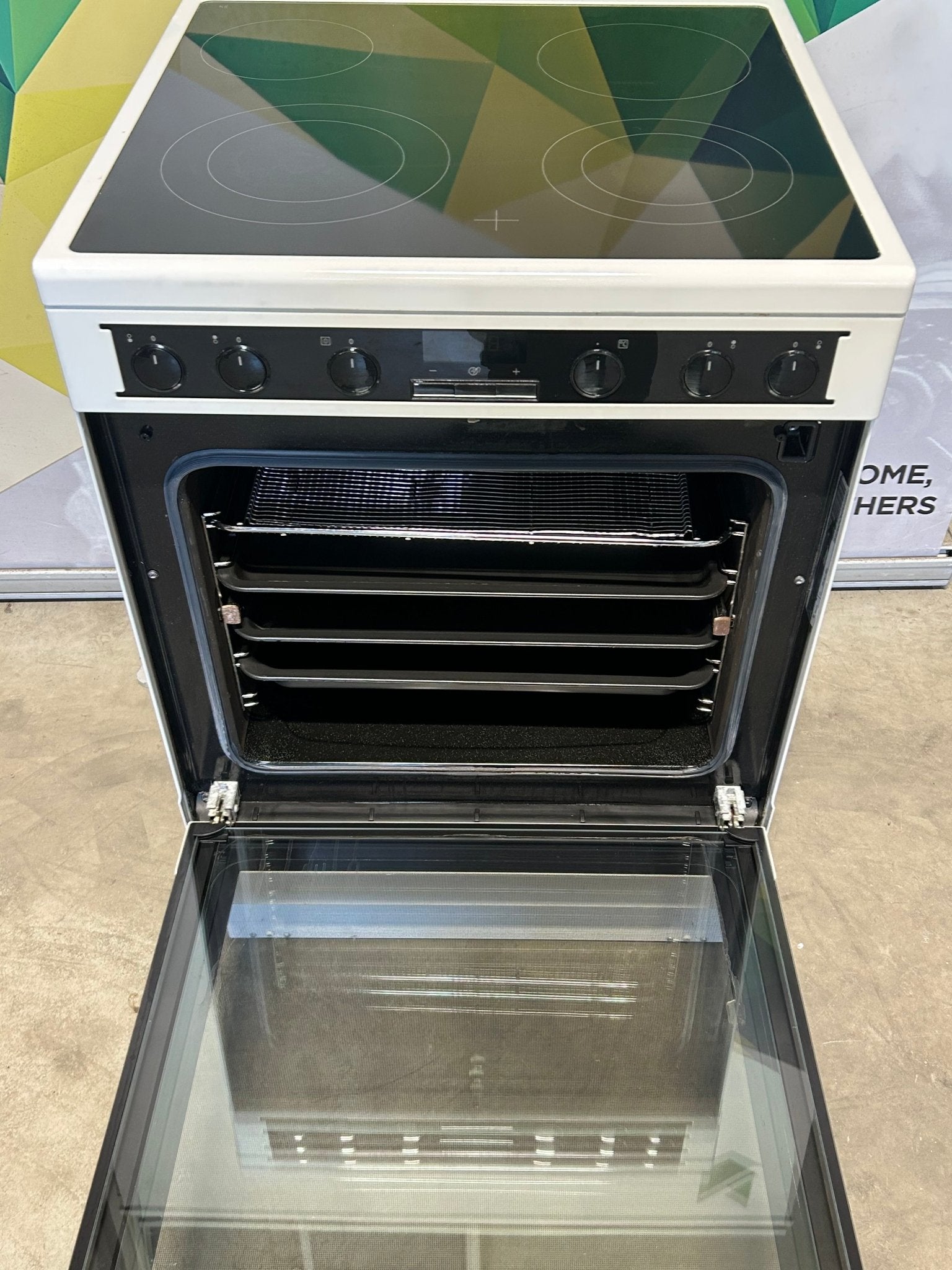 Voss - Electrolux keramisk komfyr ELK24320HV Keramisk Komfyr - Norskombruk.no