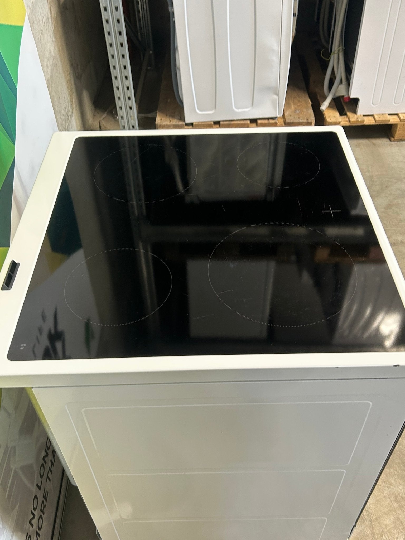 Voss - Electrolux keramisk komfyr VKK60308HV Keramisk Komfyr - Norskombruk.no