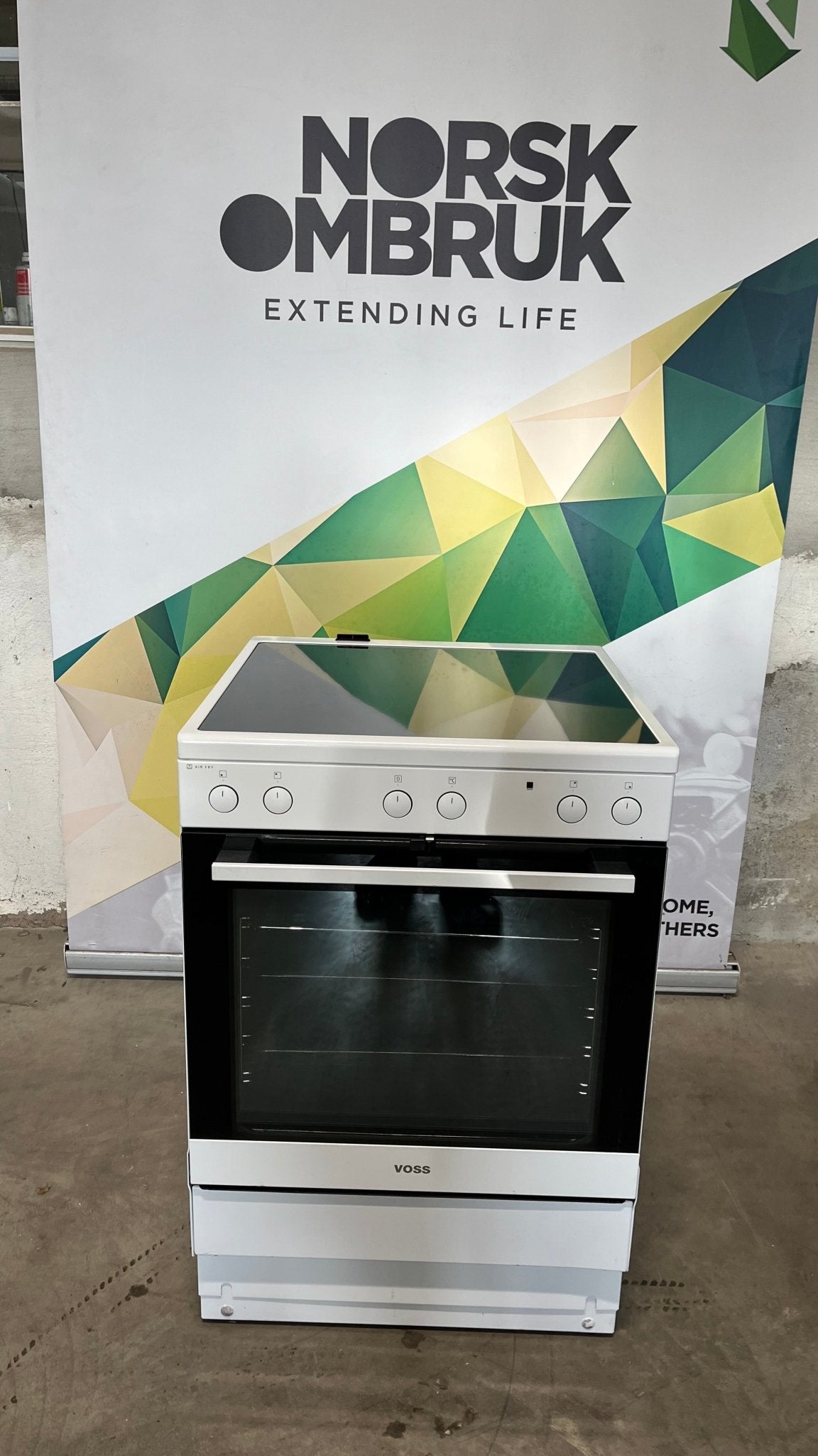 Voss - Electrolux keramisk komfyr VKK60344HV Komfyr - Norskombruk.no