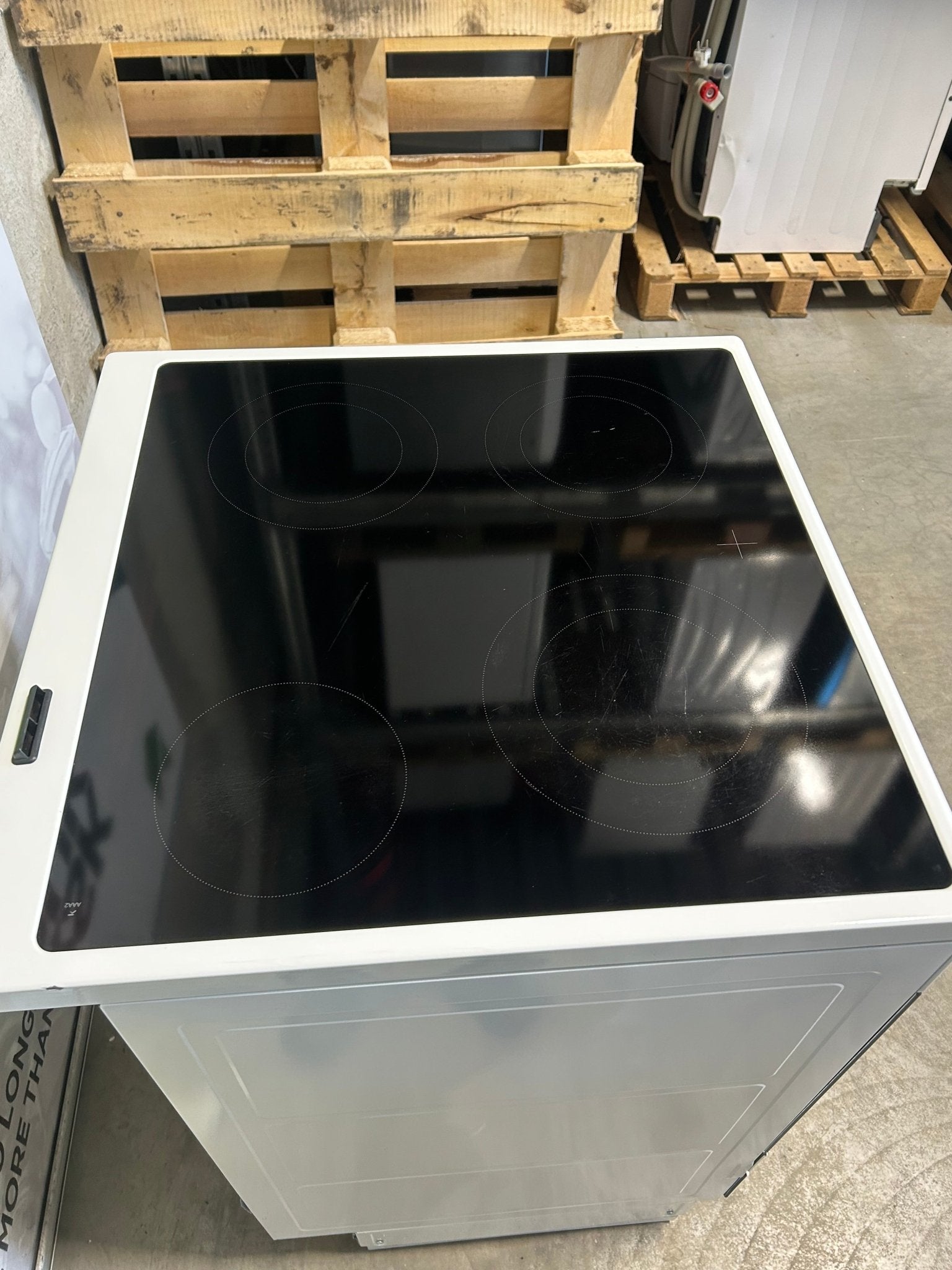 Voss - Electrolux keramisk komfyr VKK60344HV Komfyr - Norskombruk.no