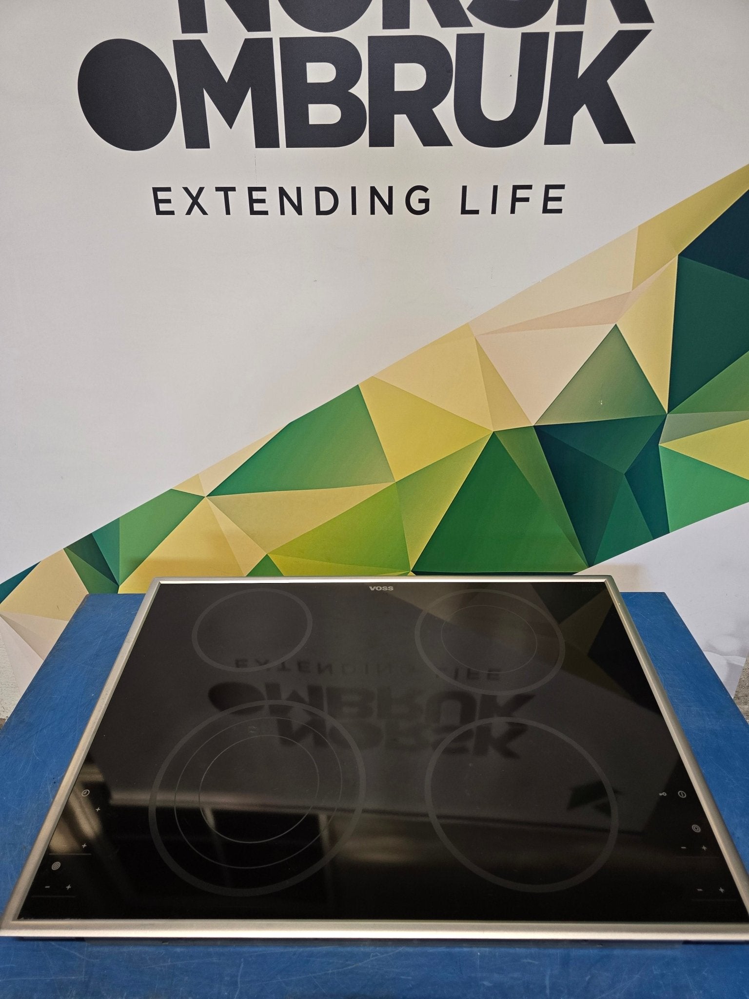 Voss - Electrolux Keramisk platetopp Dek 2445 - AL Platetopp - Norskombruk.no